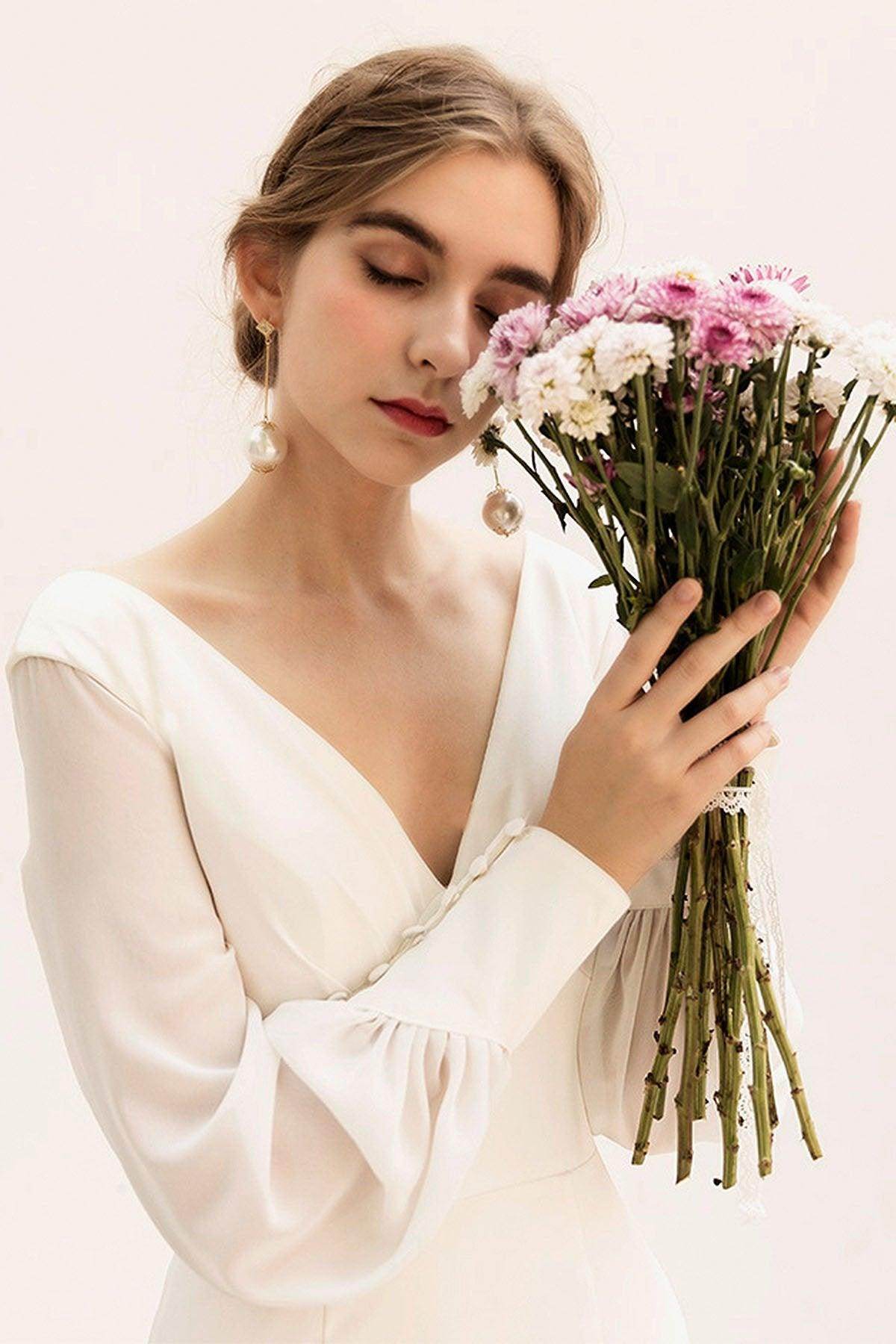 Sweep-Brush Train Satin Chiffon Wedding Dress CW3038