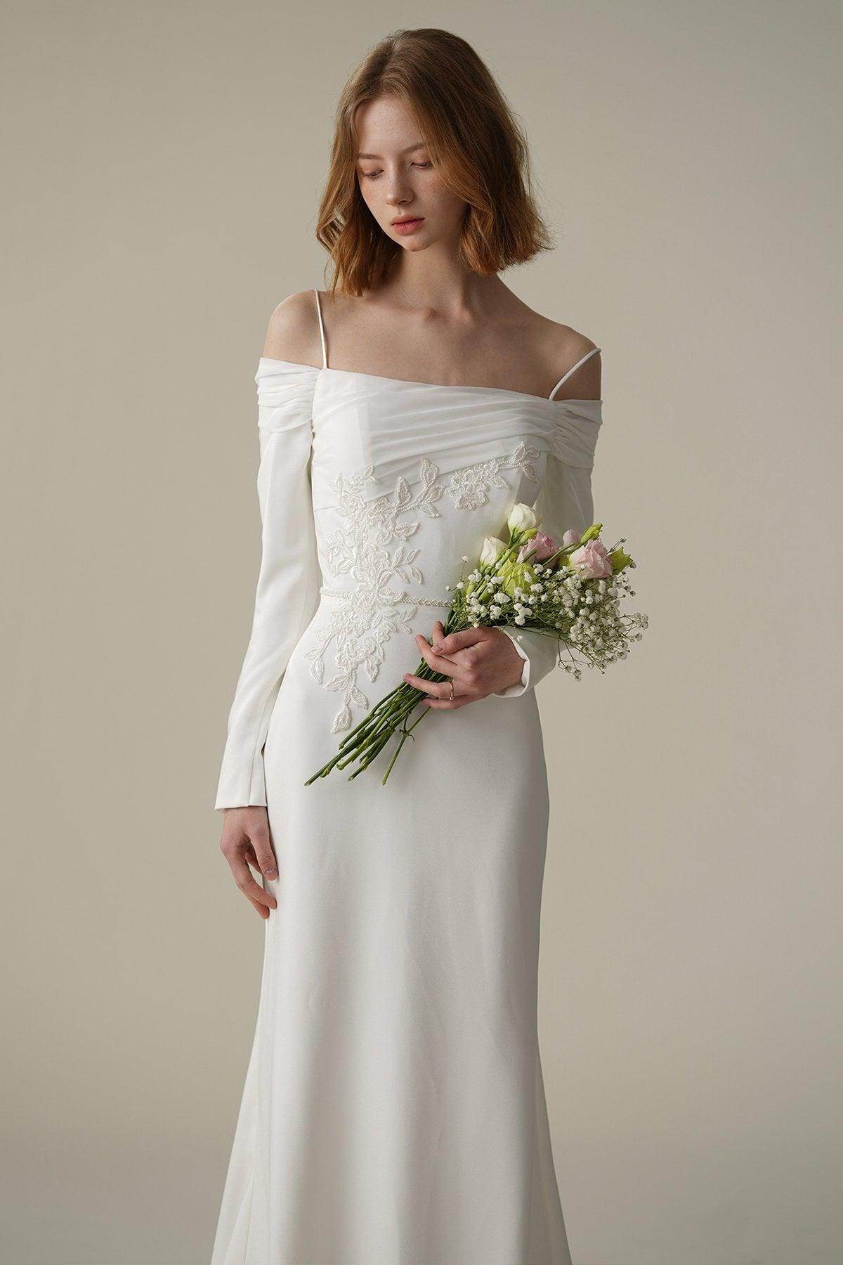 Trumpet-Mermaid Court Train Satin Wedding Dress CW3088
