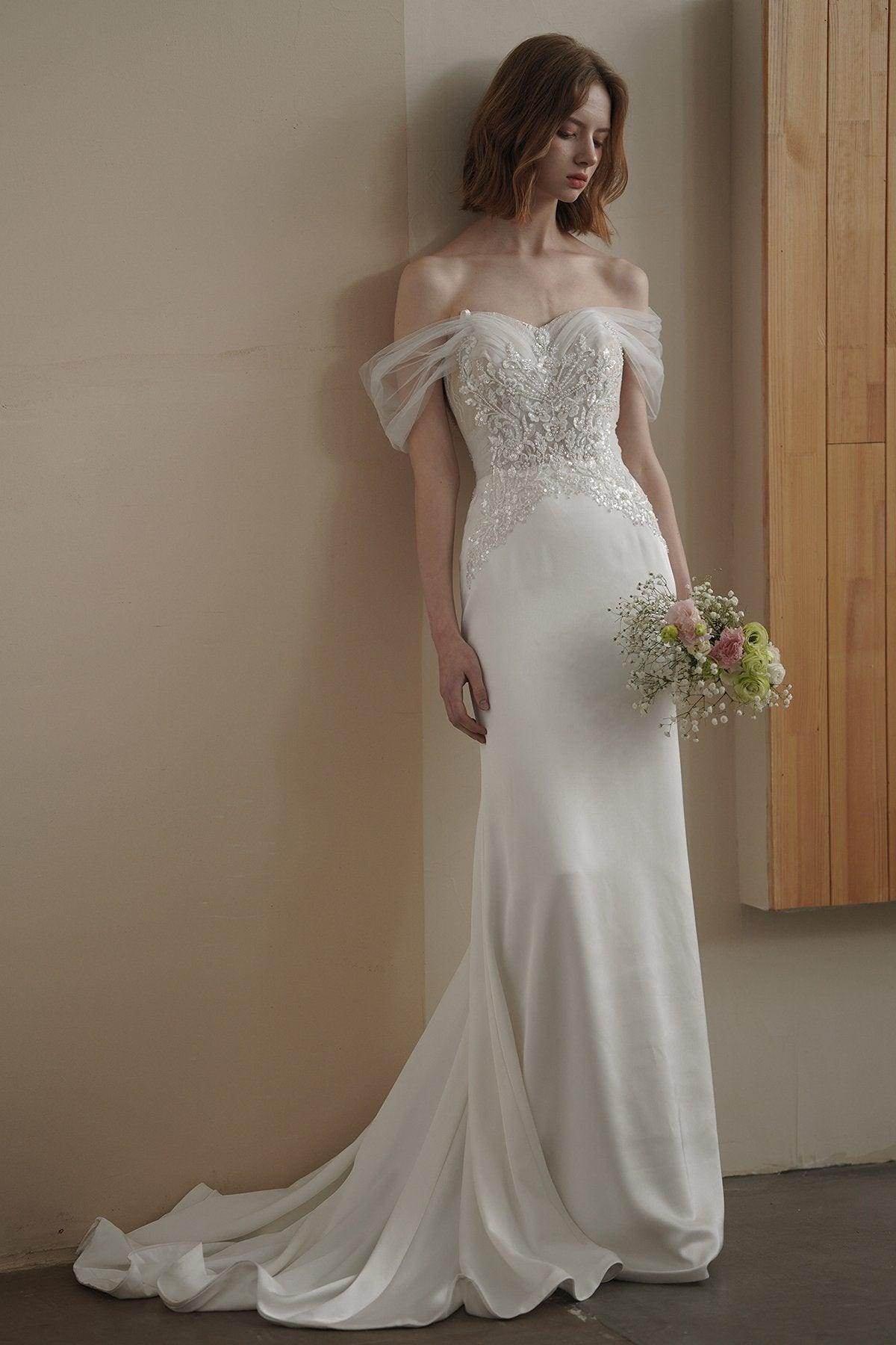 Trumpet-Mermaid Court Train Satin Wedding Dress CW3091
