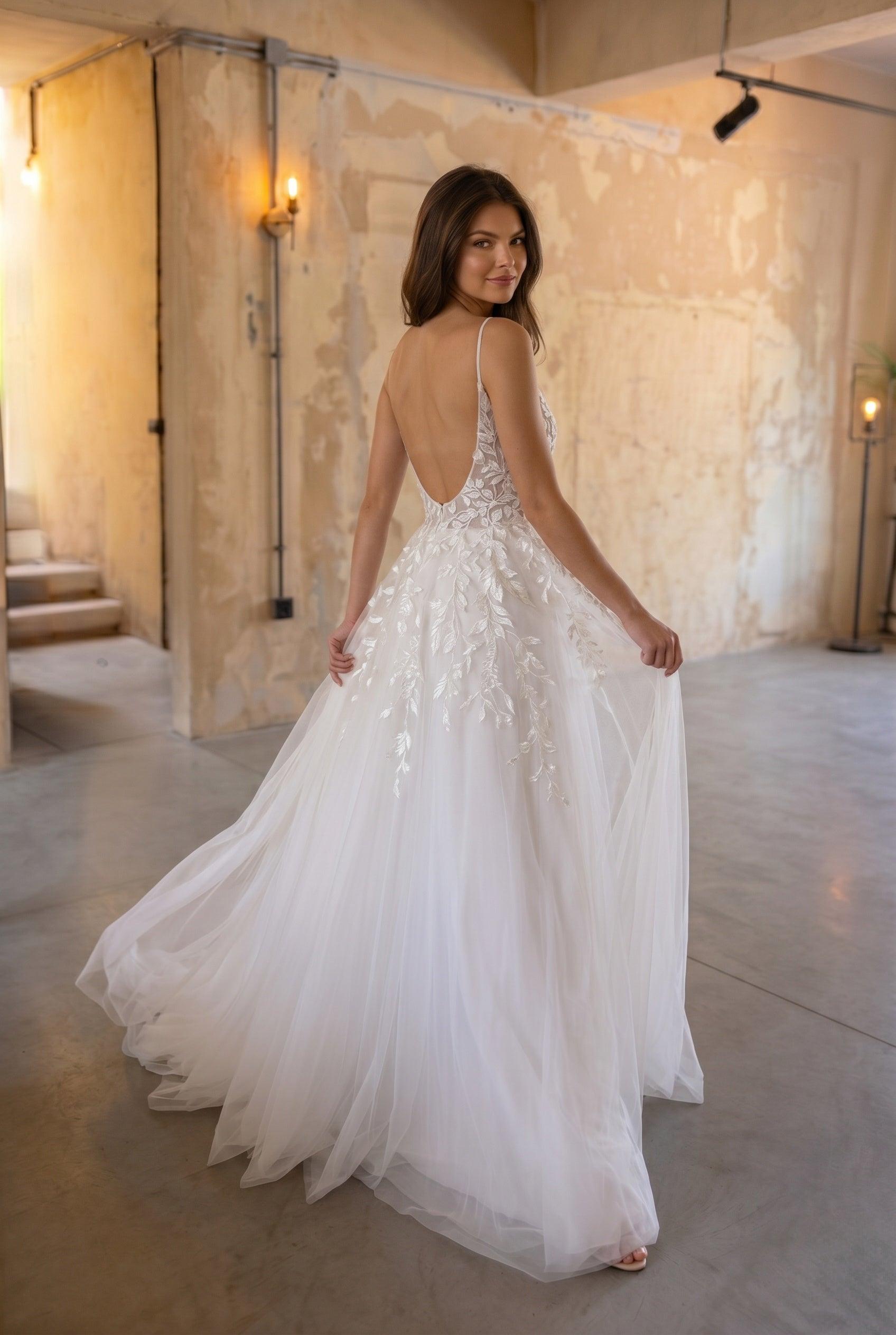 A-Line Sweep-Brush Train Lace Tulle Wedding Dress CW3103