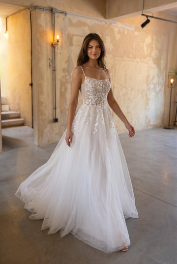 A-Line Sweep-Brush Train Lace Tulle Wedding Dress CW3103