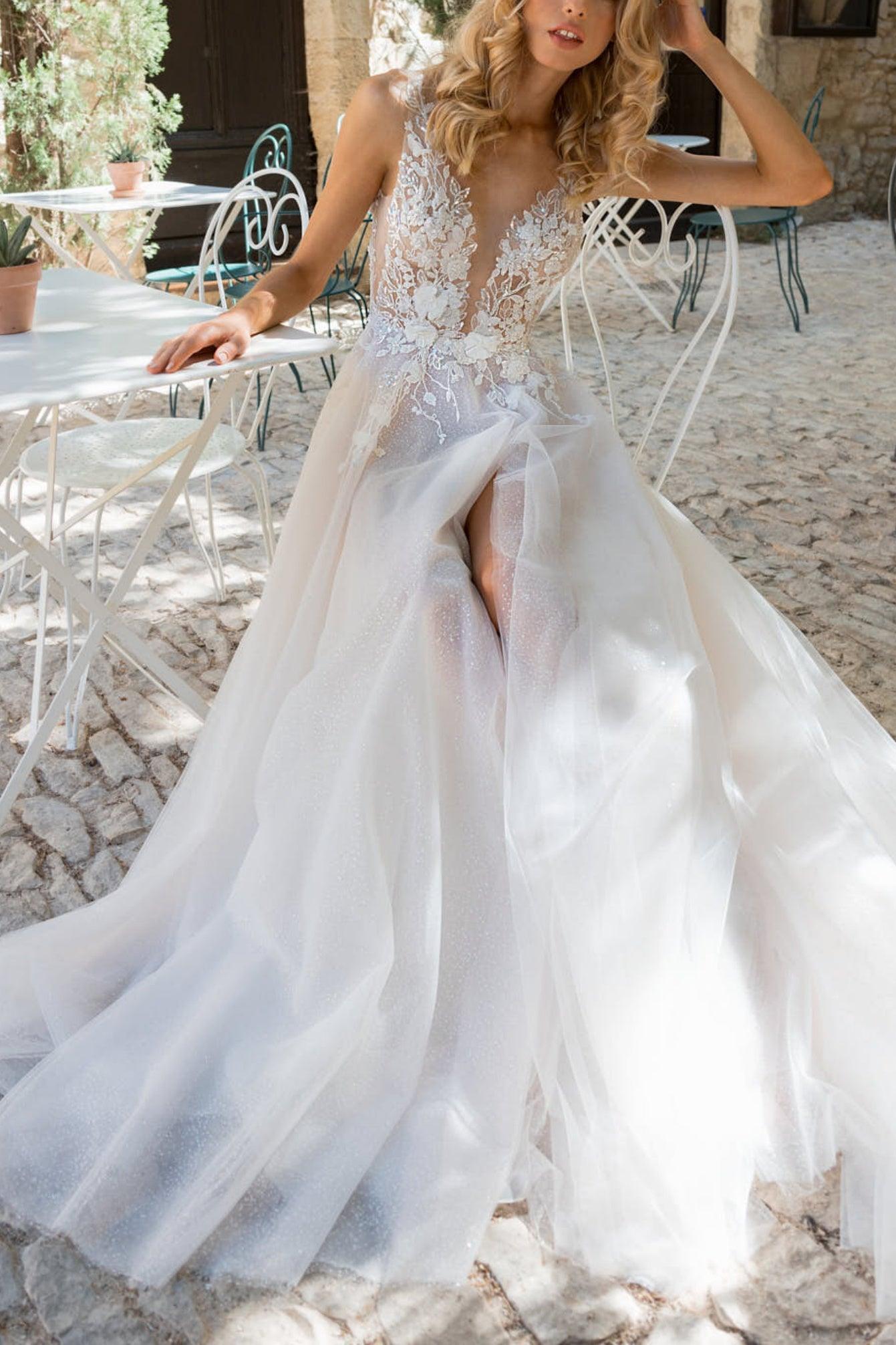 A-Line Sweep-Brush Train Lace Tulle Wedding Dress CW3115