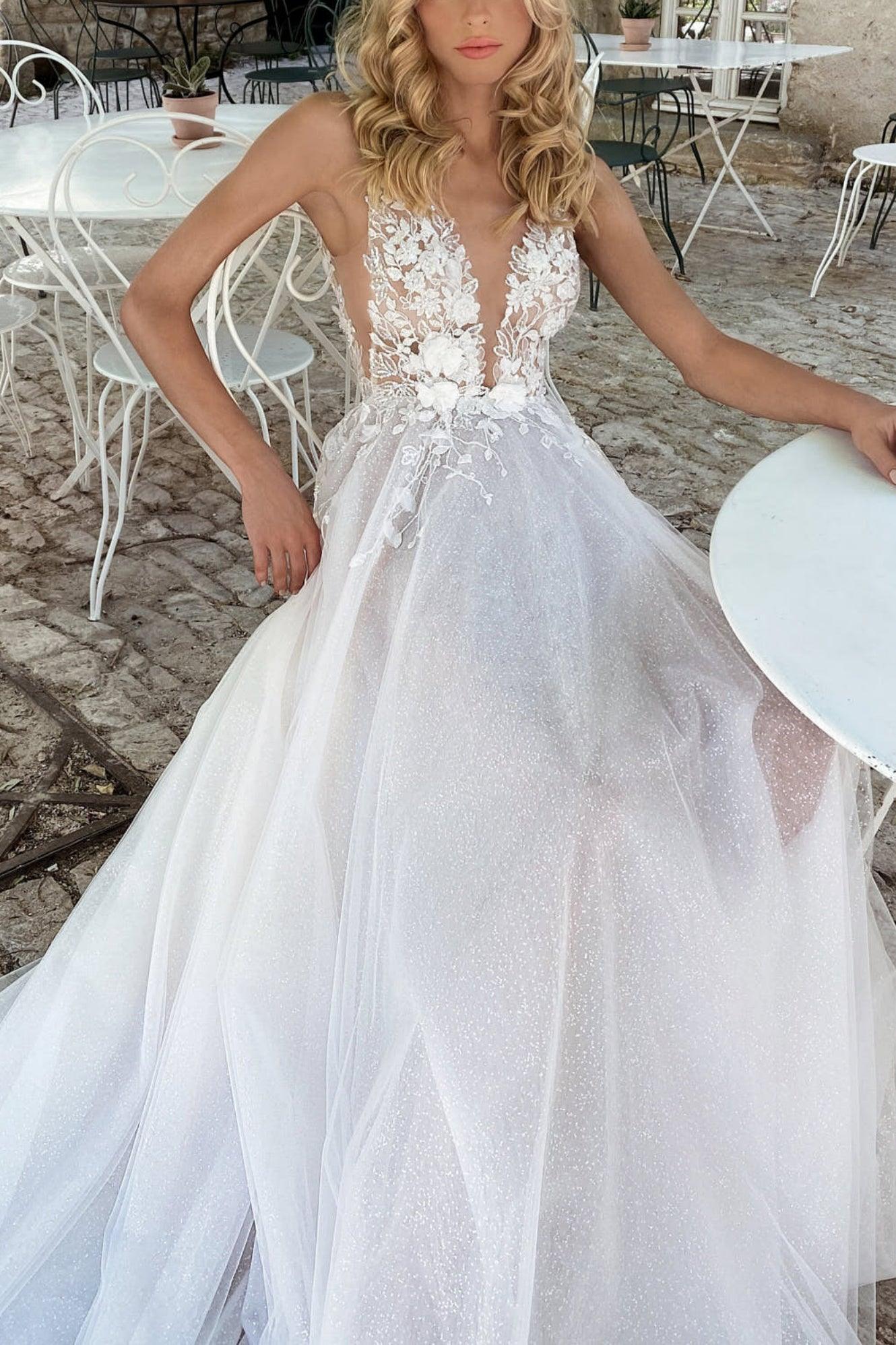 A-Line Sweep-Brush Train Lace Tulle Wedding Dress CW3115