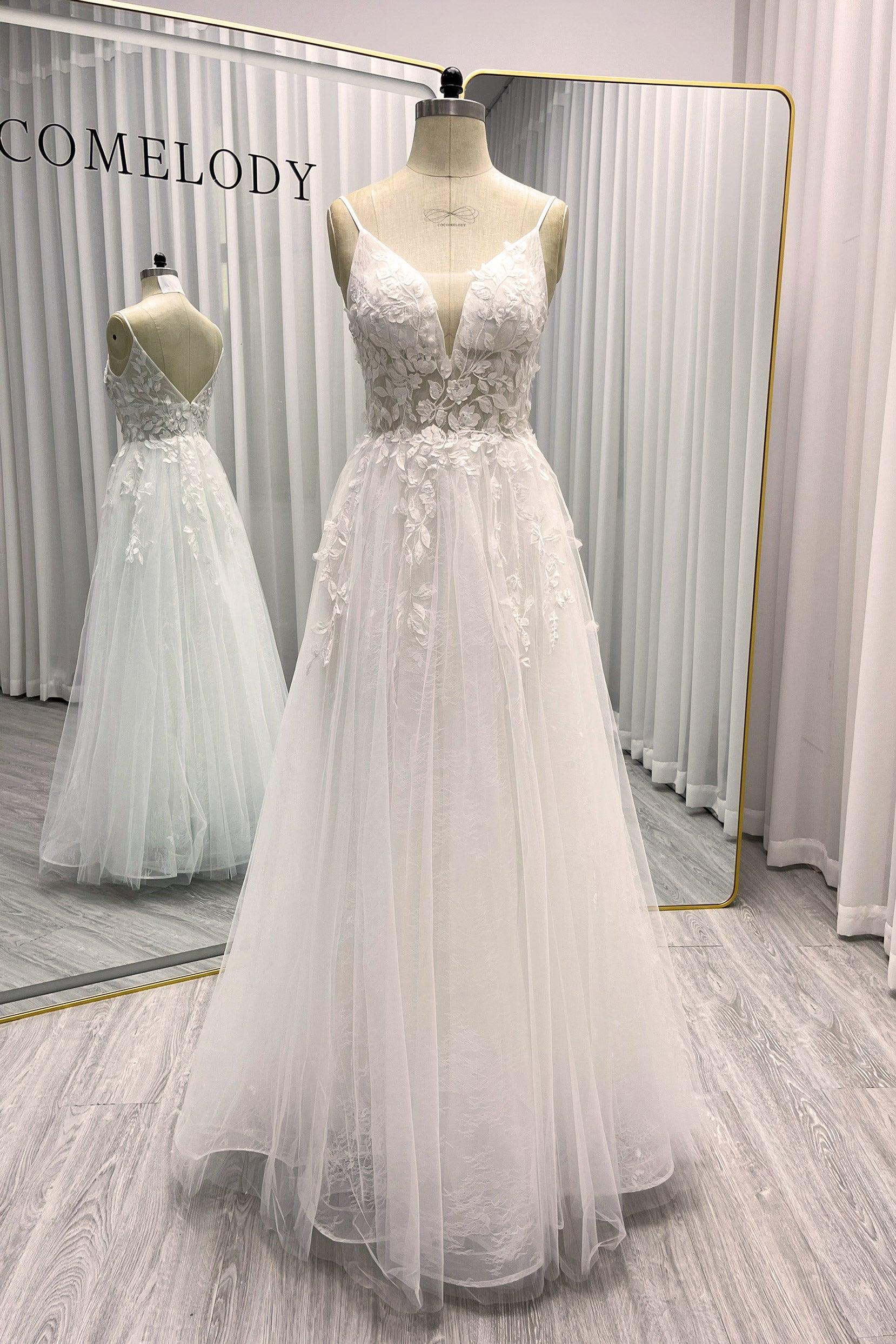 A-Line Floor Length Lace Tulle Wedding Dress CW3119