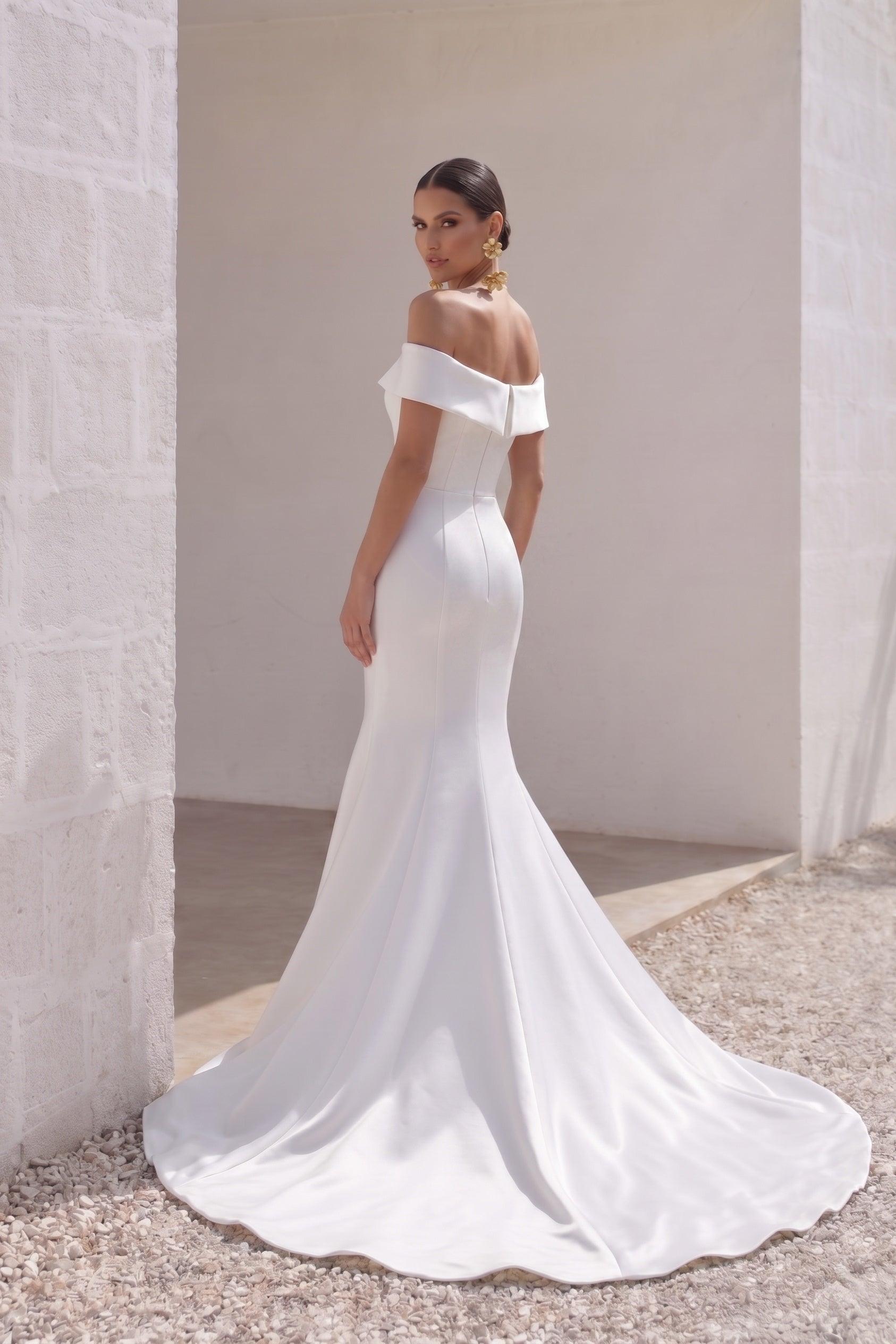Trumpet-Mermaid Court Train Mikado Wedding Dress CW3125