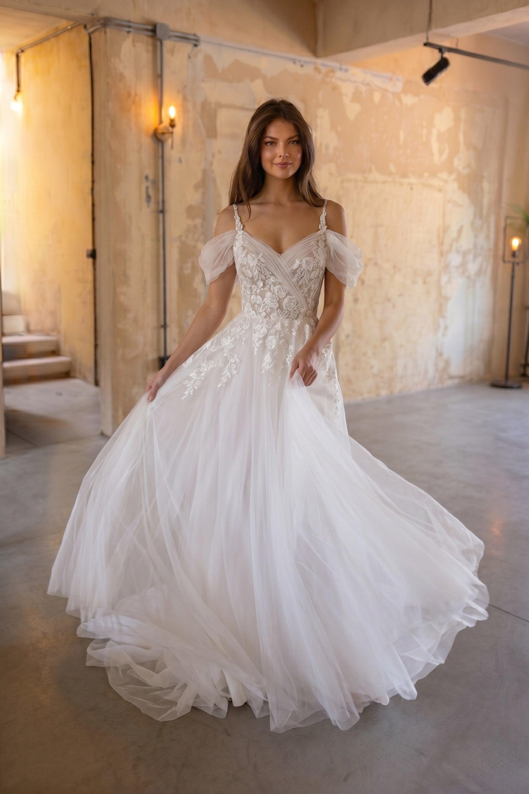 A-Line Chapel Train Lace Tulle Wedding Dress CW3127