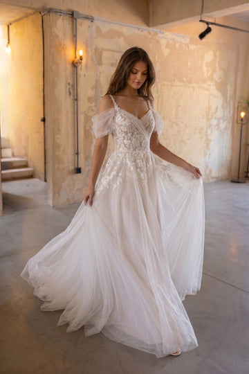 A-Line Chapel Train Lace Tulle Wedding Dress CW3127
