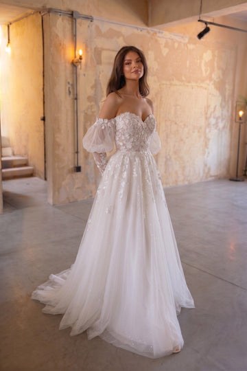 A-Line Chapel Train Lace Tulle Wedding Dress CW3128