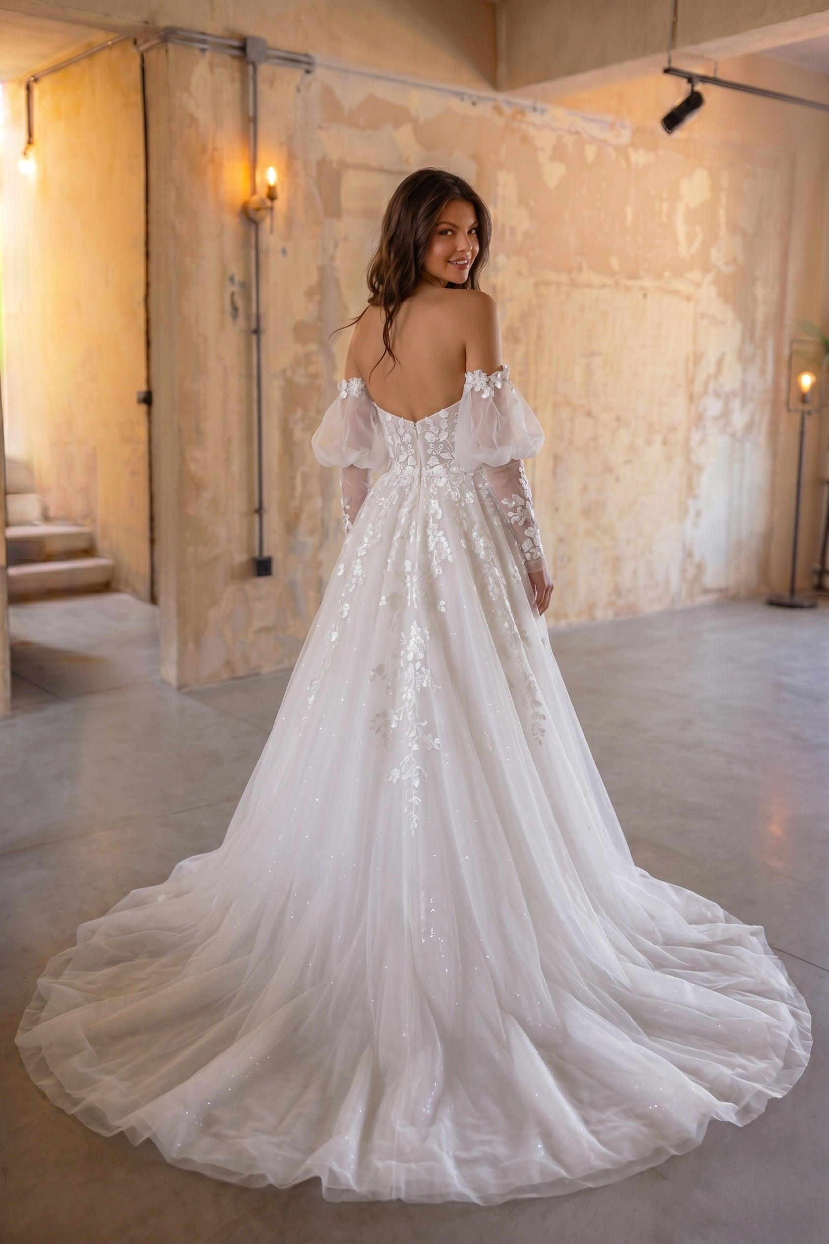 A-Line Chapel Train Lace Tulle Wedding Dress CW3128
