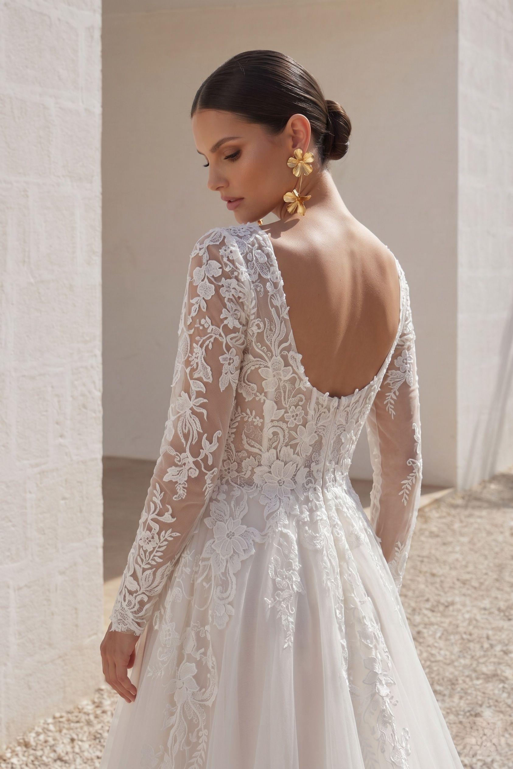 A-Line Court Train Lace Tulle Wedding Dress CW3129