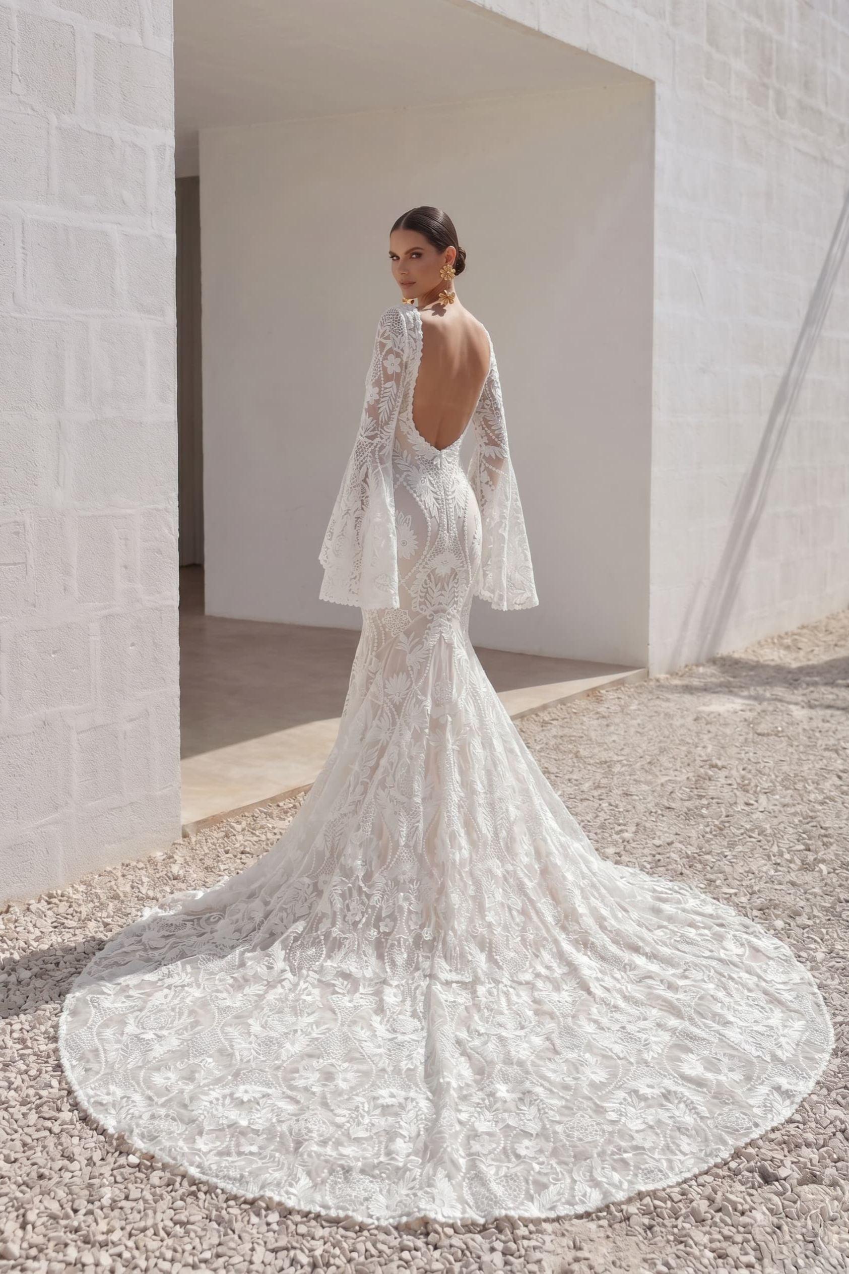 Trumpet-Mermaid Chapel Train Lace Tulle Wedding Dress CW3146