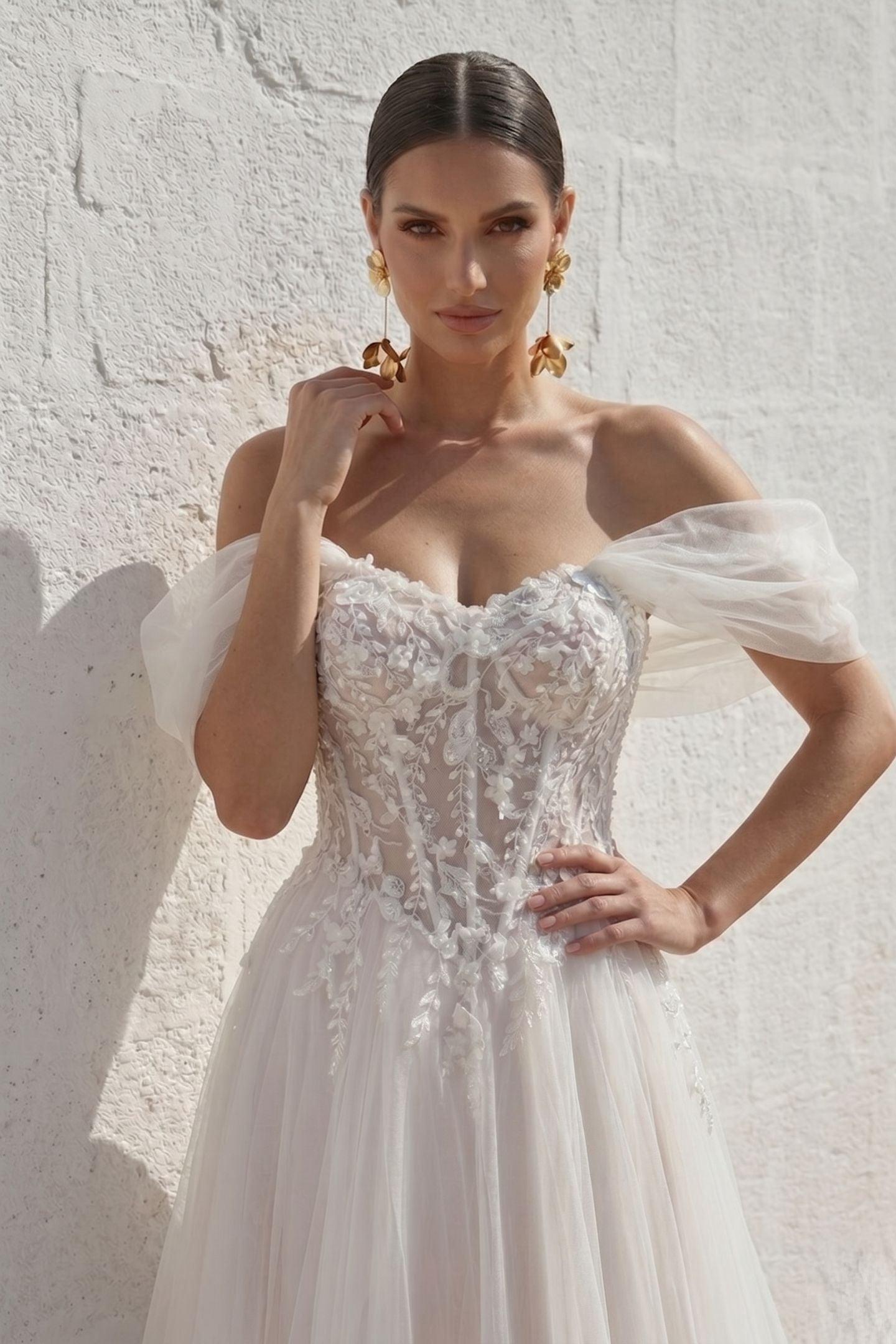 A-Line Court Train Lace Tulle Wedding Dress CW3158