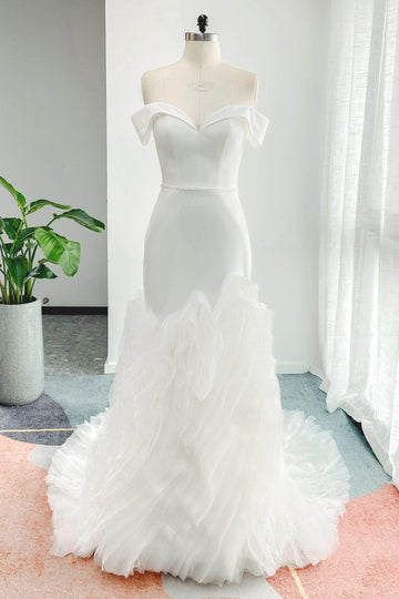 Trumpet-Mermaid Court Train Stretch Satin Wedding Dress CW3159