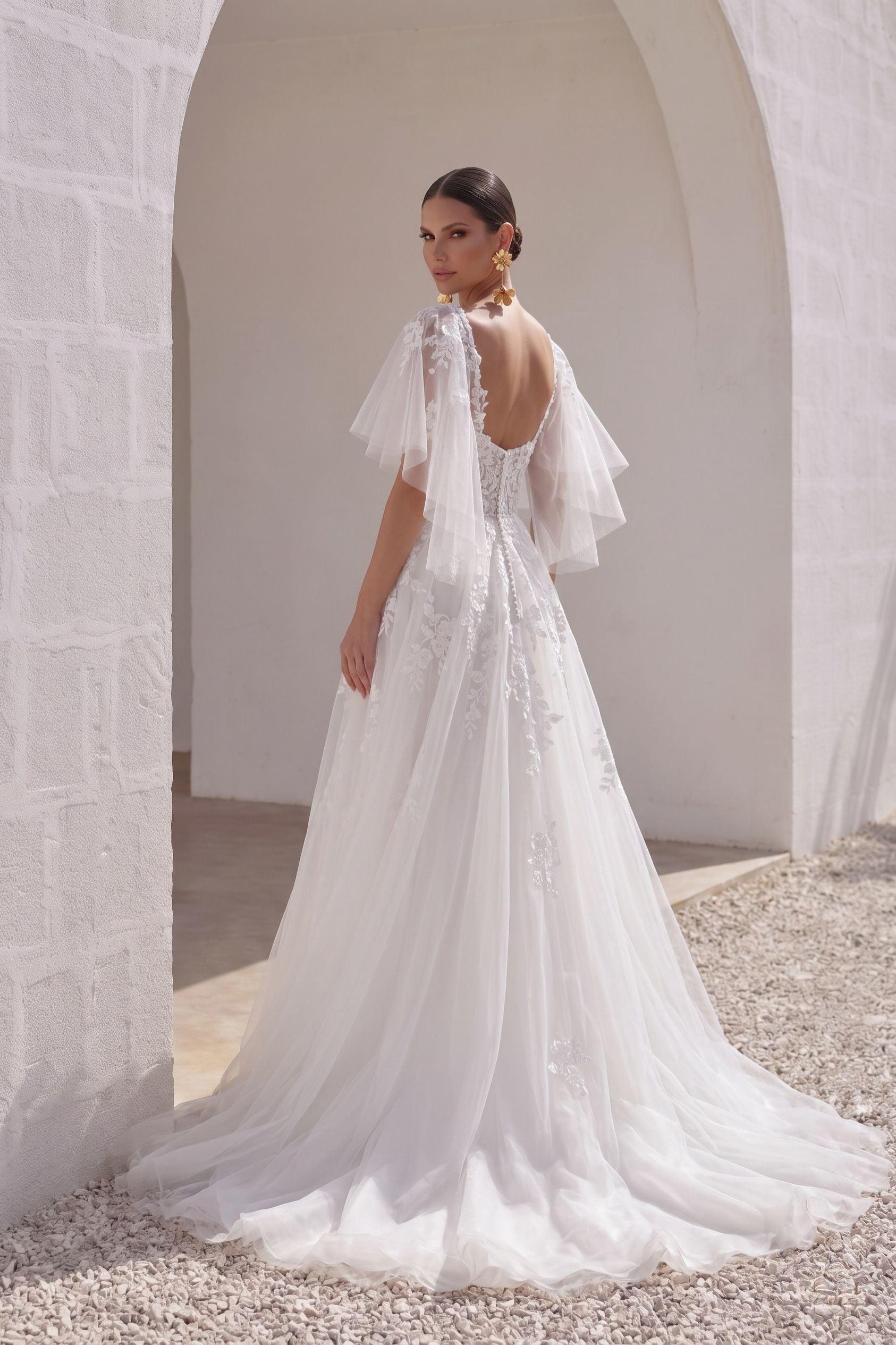 A-Line Court Train Lace Tulle Wedding Dress CW3160