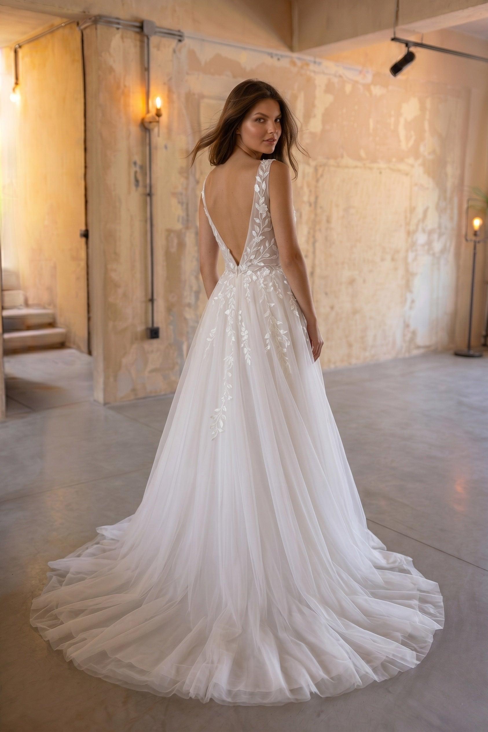 A-Line Court Train Lace Tulle Wedding Dress CW3238