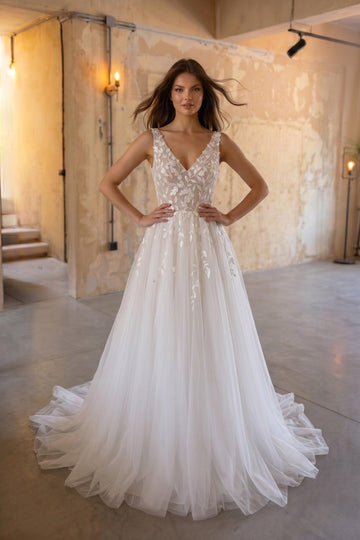 A-Line Court Train Lace Tulle Wedding Dress CW3238