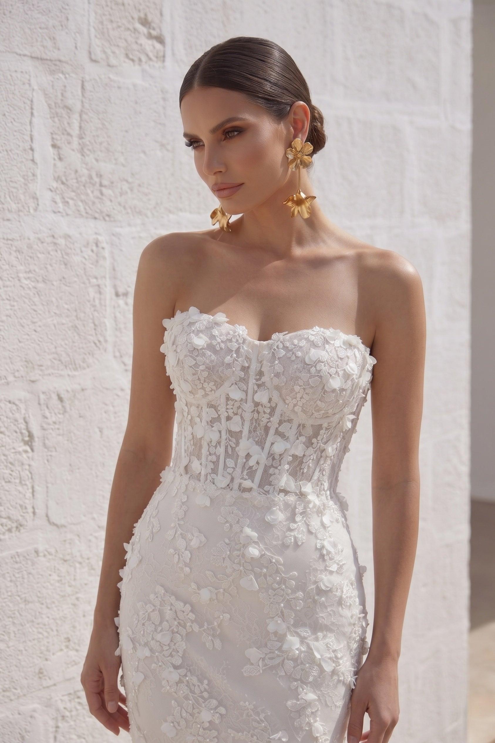 Trumpet-Mermaid Court Train Lace Tulle Wedding Dress CW3244