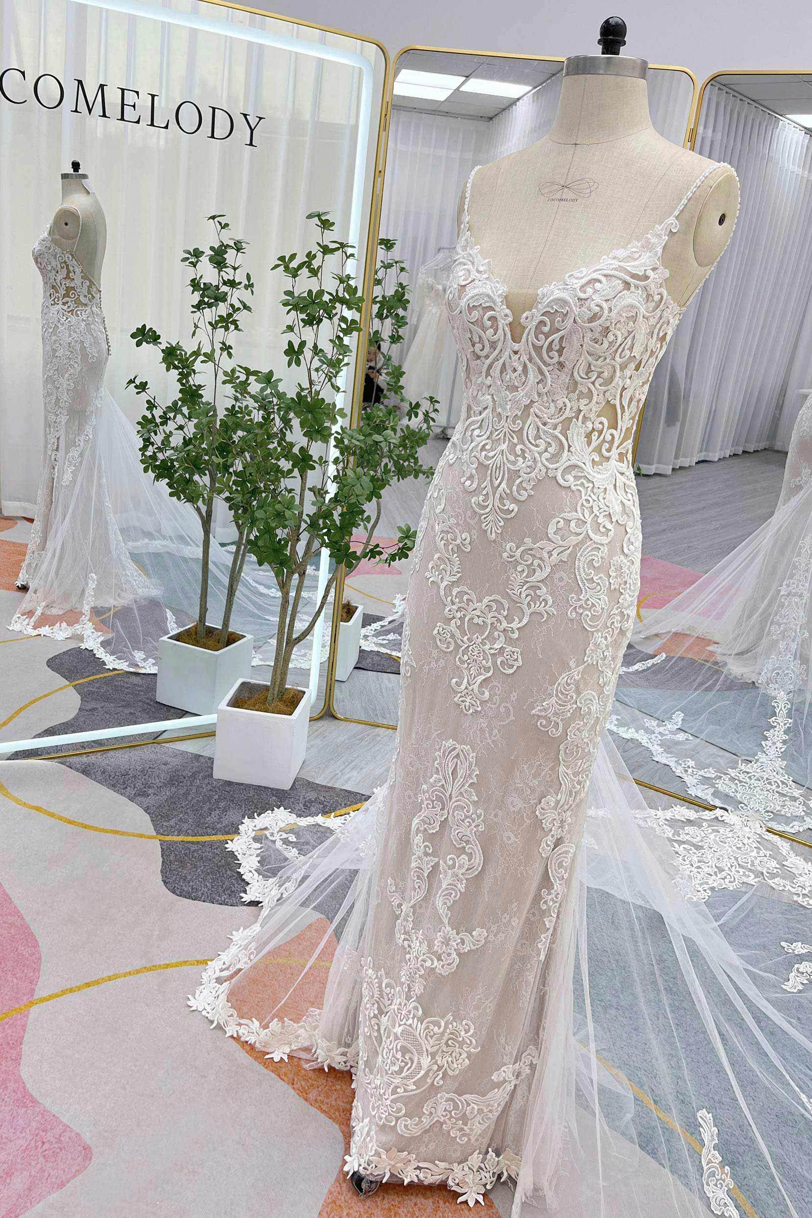 Trumpet-Mermaid Chapel Train Lace Tulle Wedding Dress CW3249