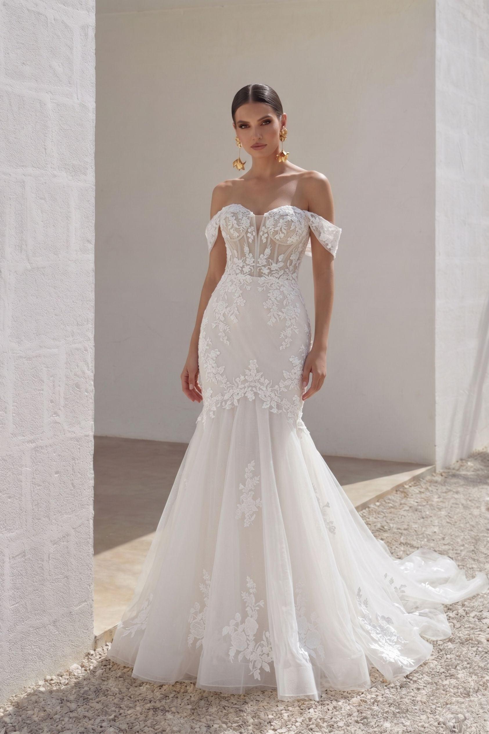 Trumpet-Mermaid Chapel Train Lace Wedding Dress CW3255