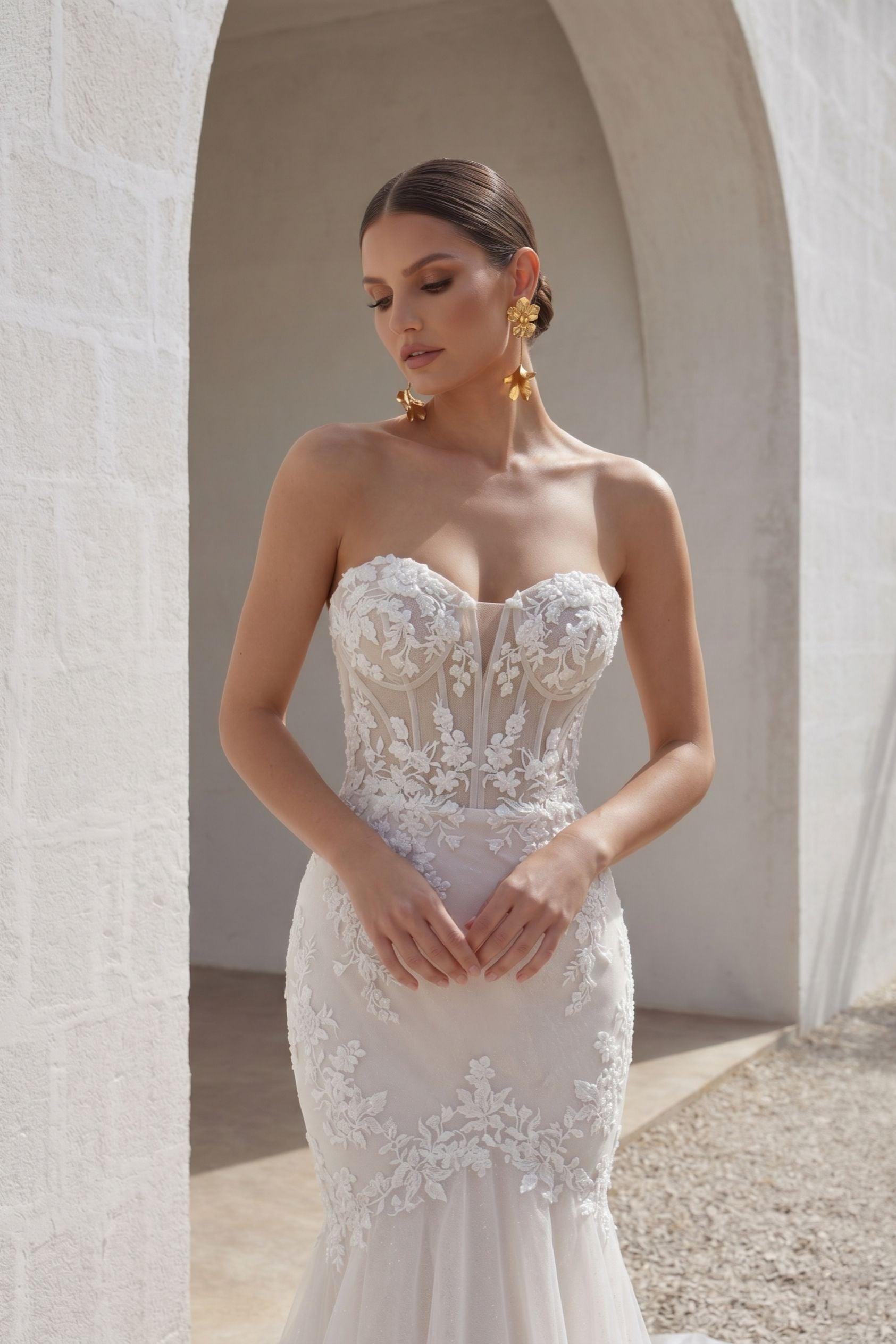 Trumpet-Mermaid Chapel Train Lace Wedding Dress CW3255