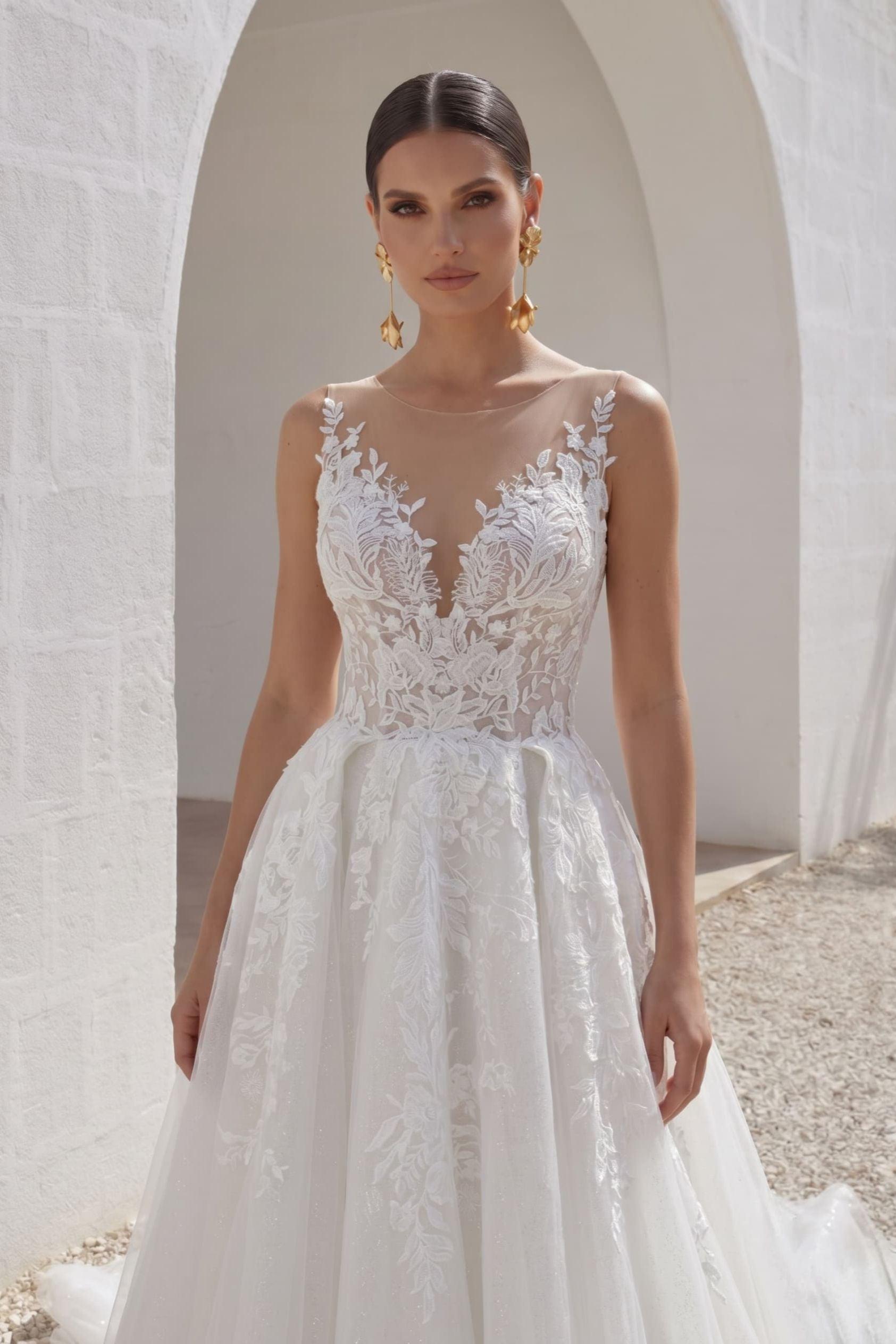 A-Line Chapel Train Lace Tulle Wedding Dress CW3260