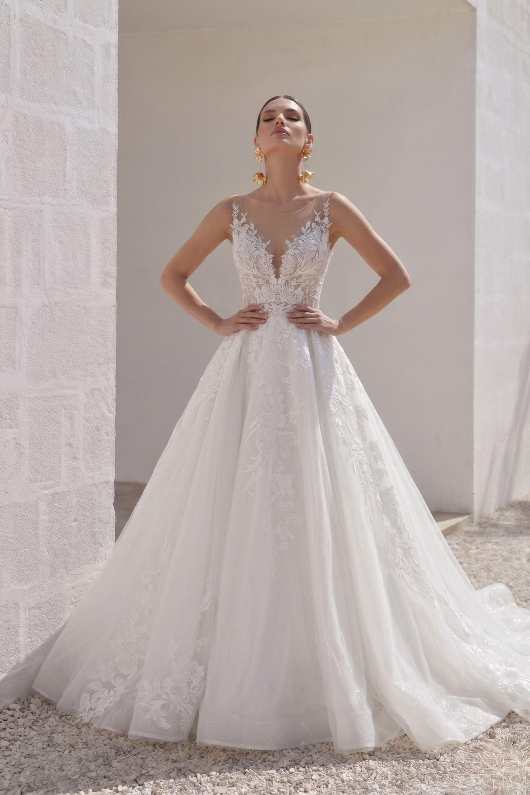 A-Line Chapel Train Lace Tulle Wedding Dress CW3260