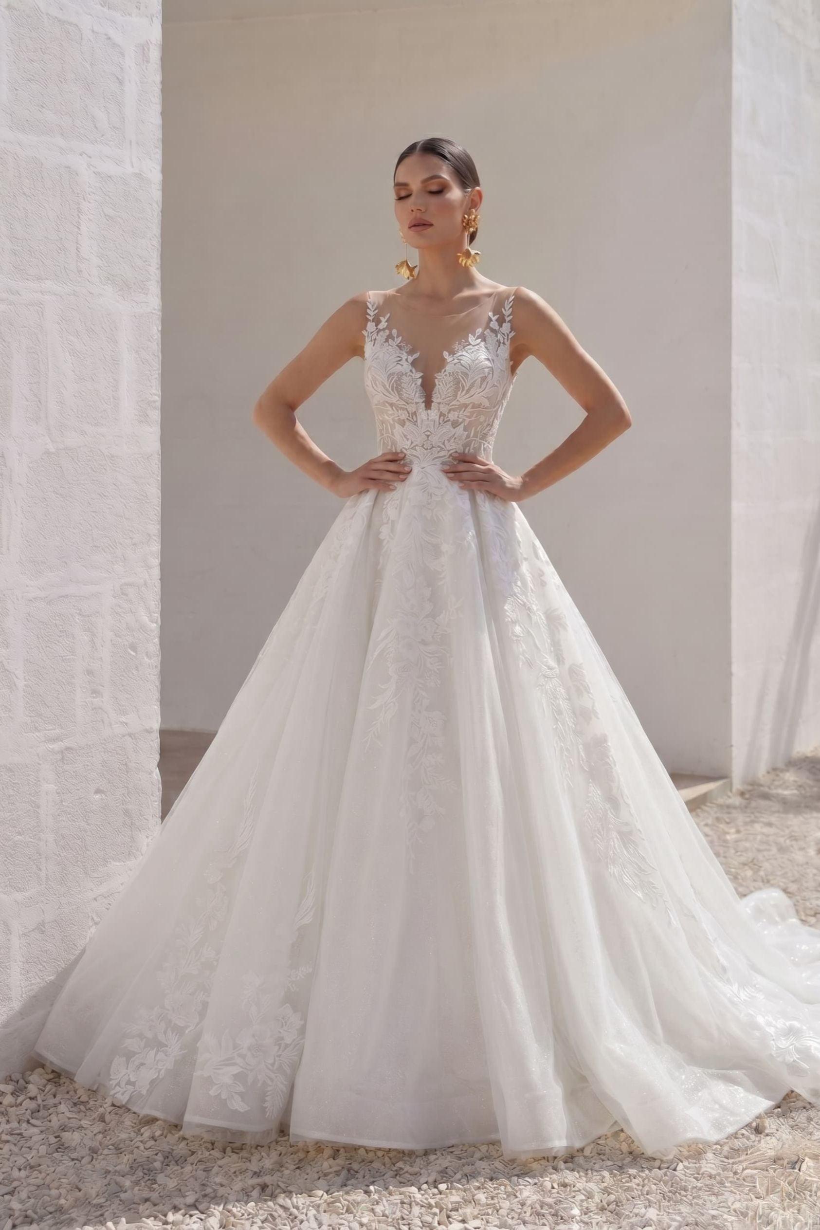 A-Line Chapel Train Lace Tulle Wedding Dress CW3260