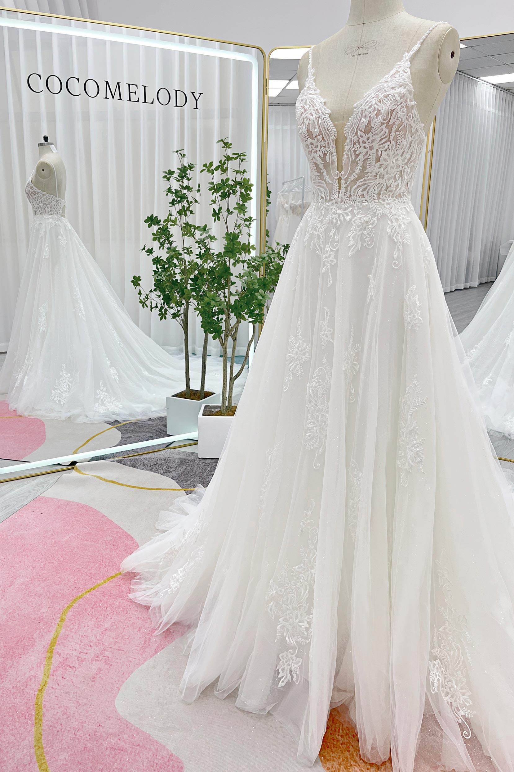 A-Line Court Train Lace Tulle Wedding Dress CW3268