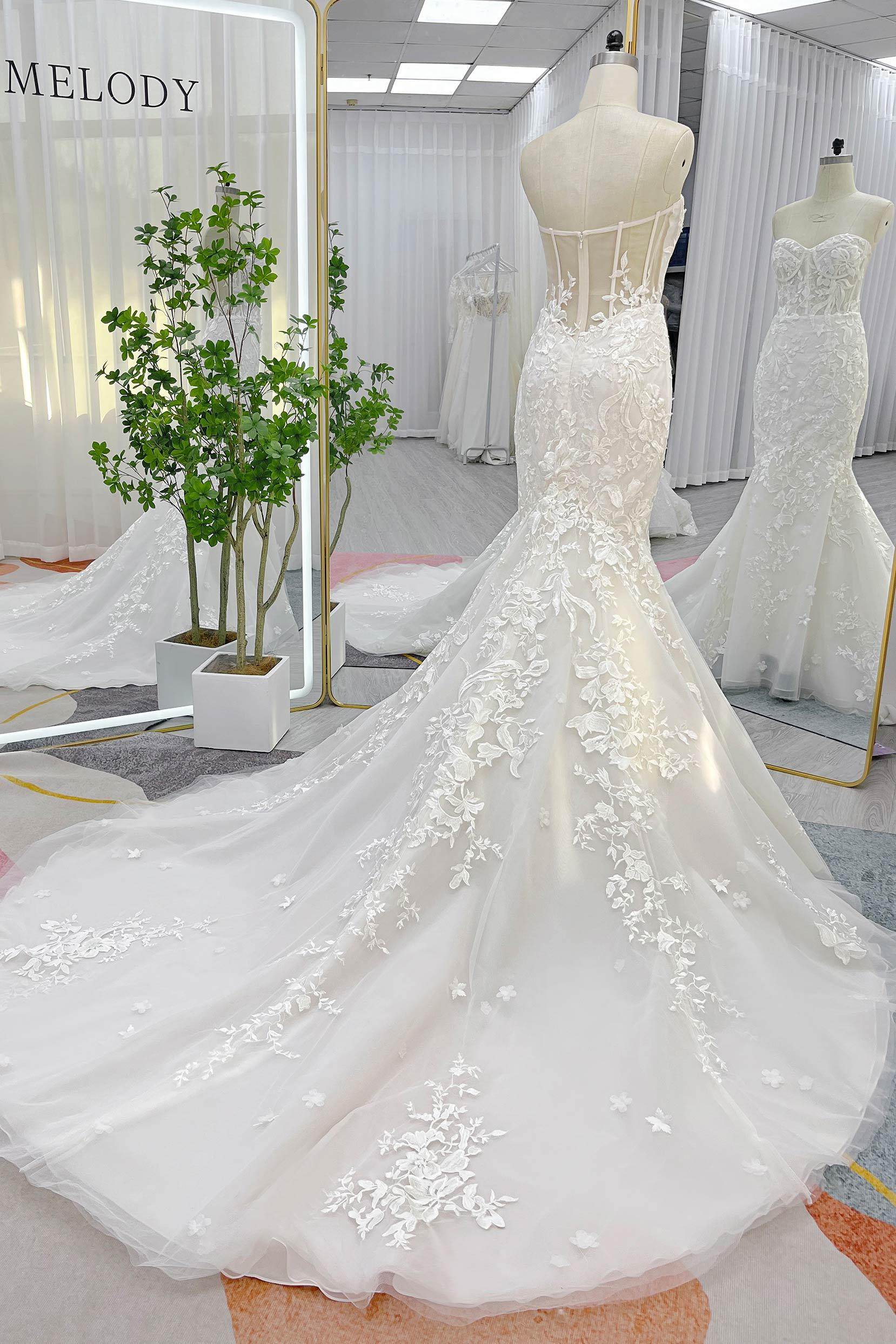 Trumpet-Mermaid Chapel Train Lace Tulle Wedding Dress CW3274