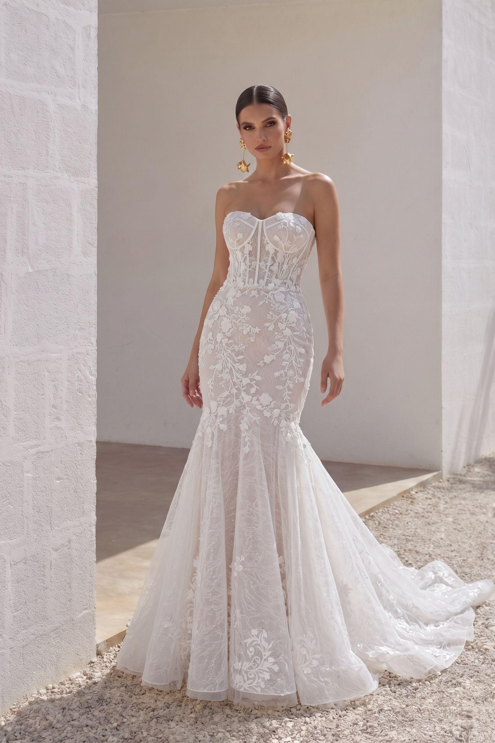 Trumpet-Mermaid Court Train Lace Tulle Wedding Dress CW3275