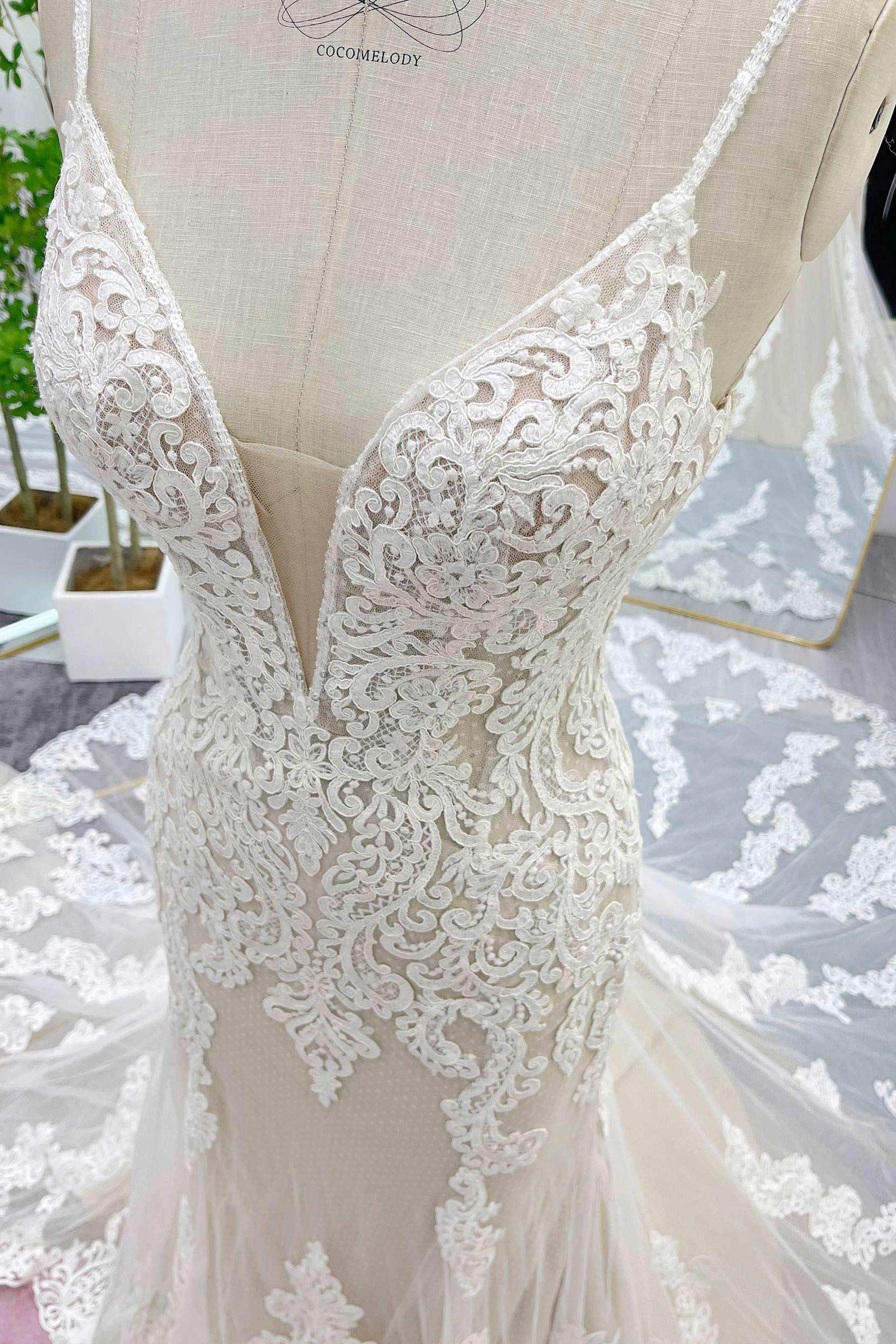 Trumpet-Mermaid Chapel Train Lace Tulle Wedding Dress CW3277