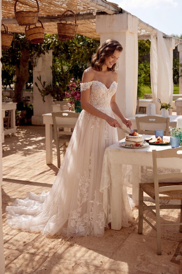 A-Line Chapel Train Lace Tulle Wedding Dress CW3278