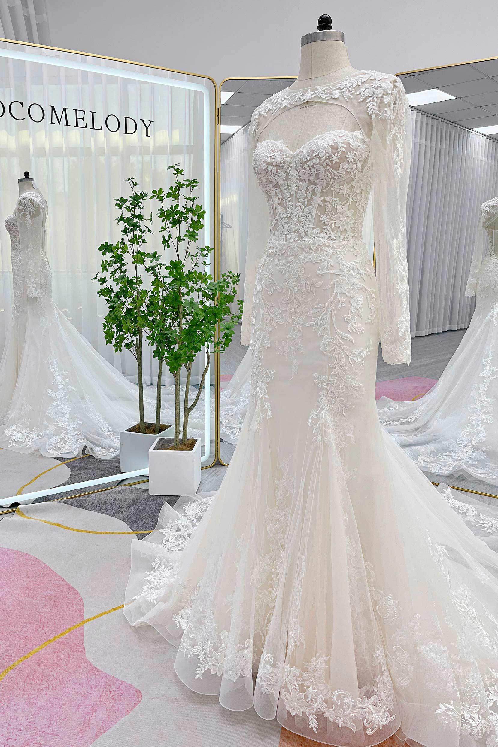 Trumpet-Mermaid Chapel Train Lace Tulle Wedding Dress CW3282