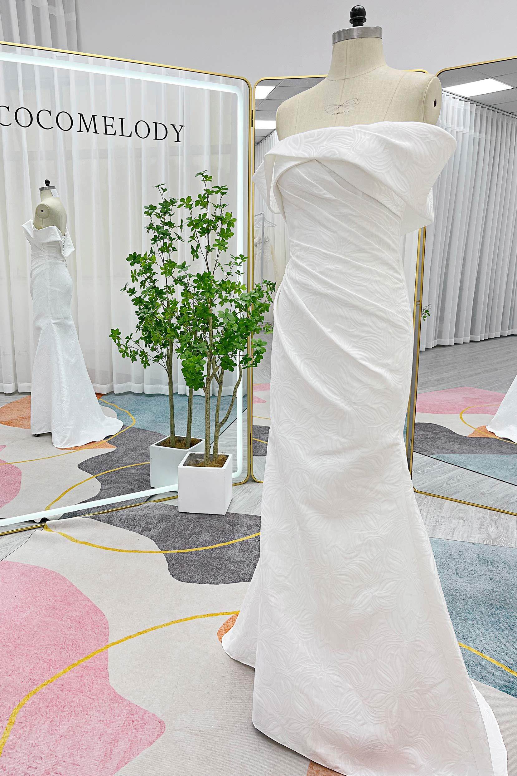 Mermaid Sweep-Brush Train Jacquard Satin Wedding Dress CW3294