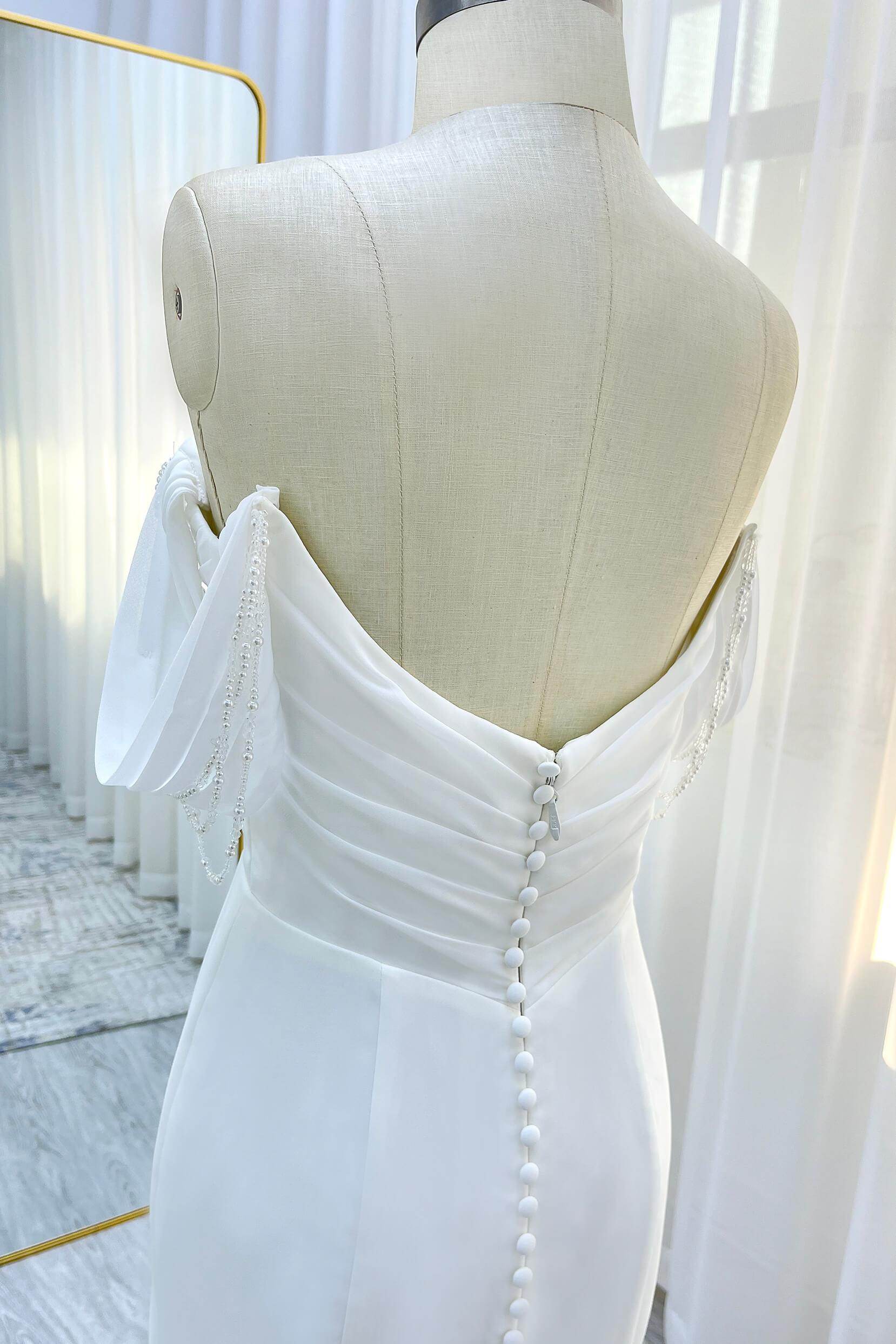 Sheath-Column Chapel Train Chiffon Wedding Dress CW3330