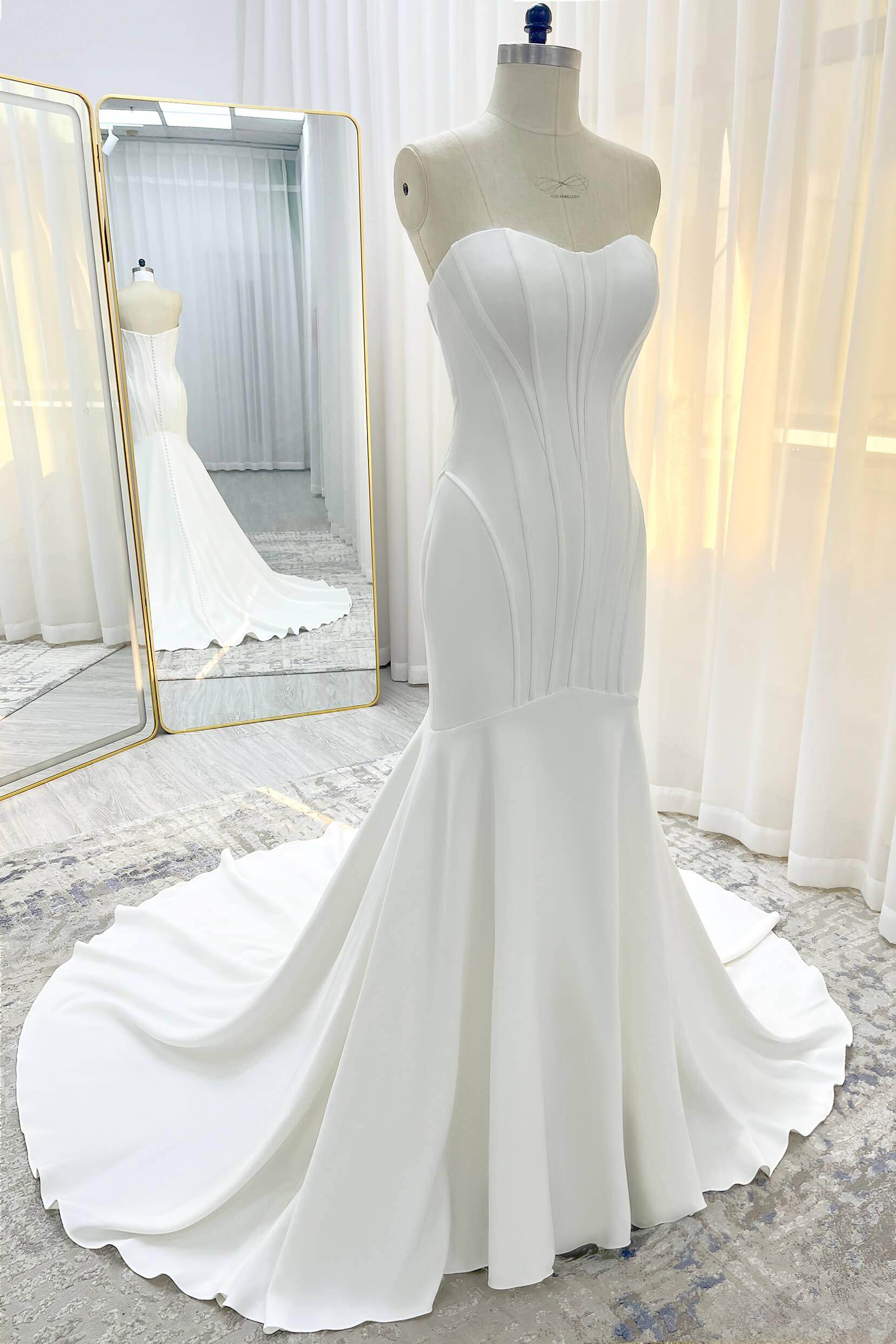Trumpet-Mermaid Court Train Stretch Satin Wedding Dress CW3332