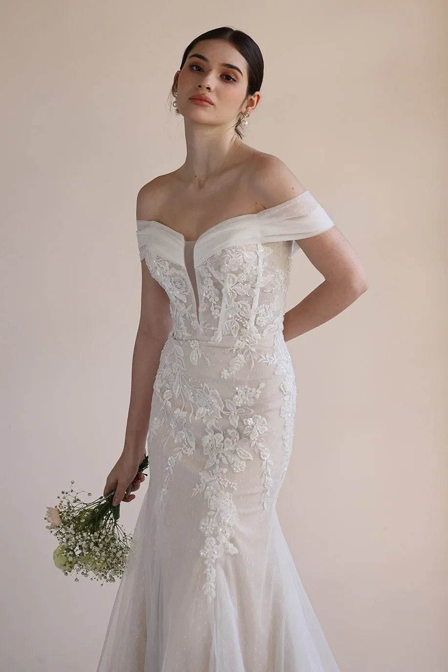 Trumpet-Mermaid Sweep-Brush Train Lace Tulle Wedding Dress CW3545