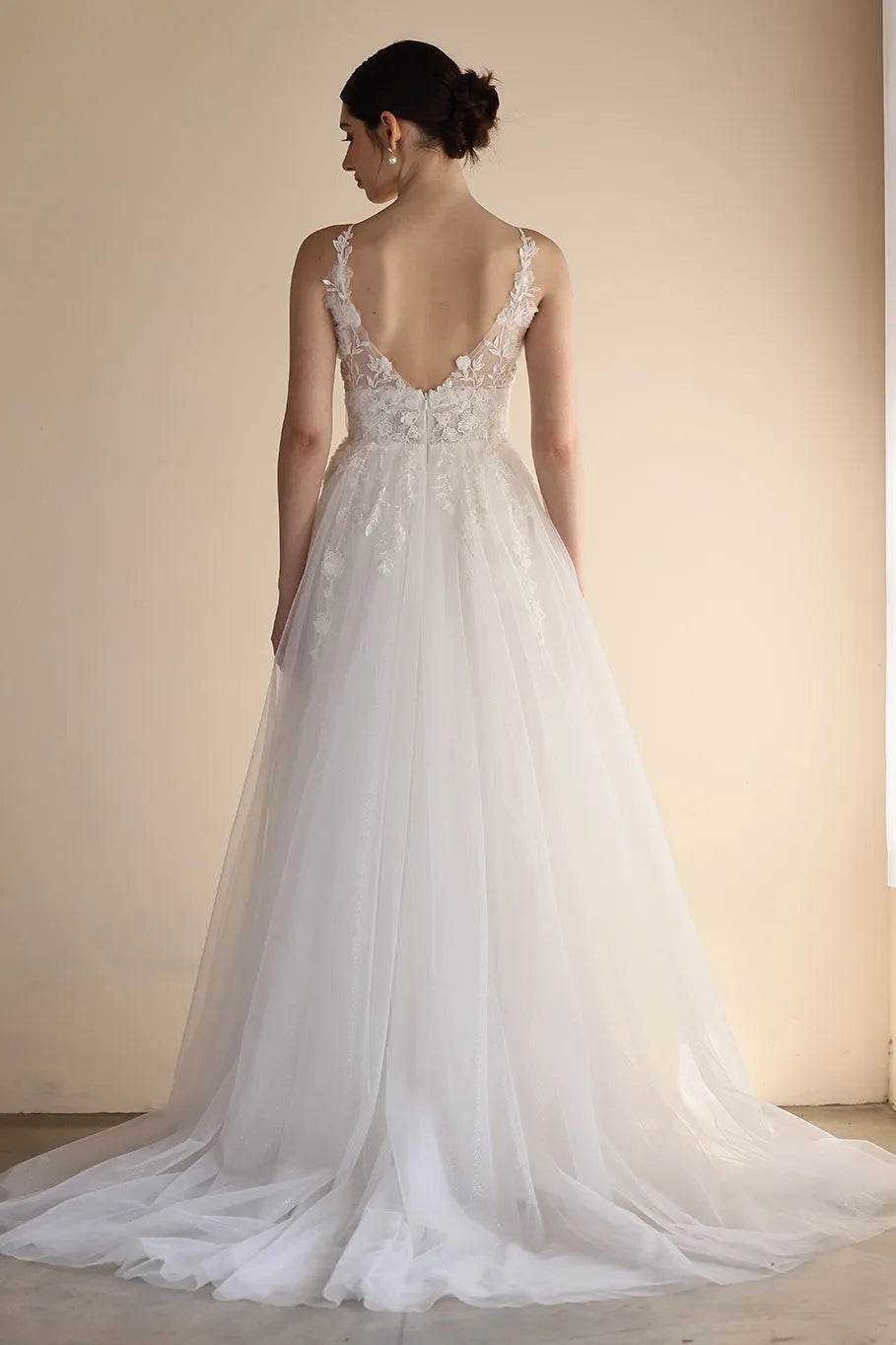 A-Line Sweep-Brush Train Lace Tulle Wedding Dress CW3550