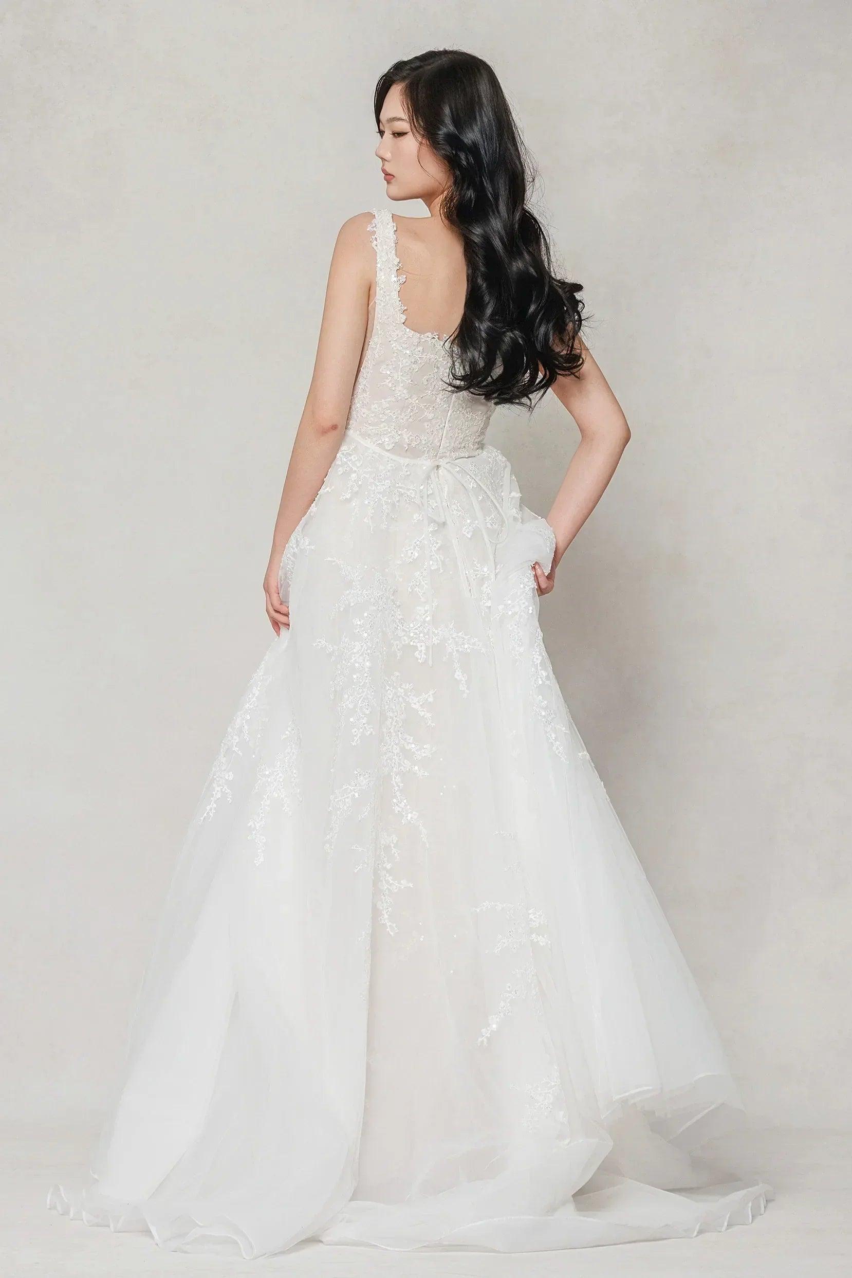 A-Line Sweep-Brush Train Tulle Wedding Dress CW3589