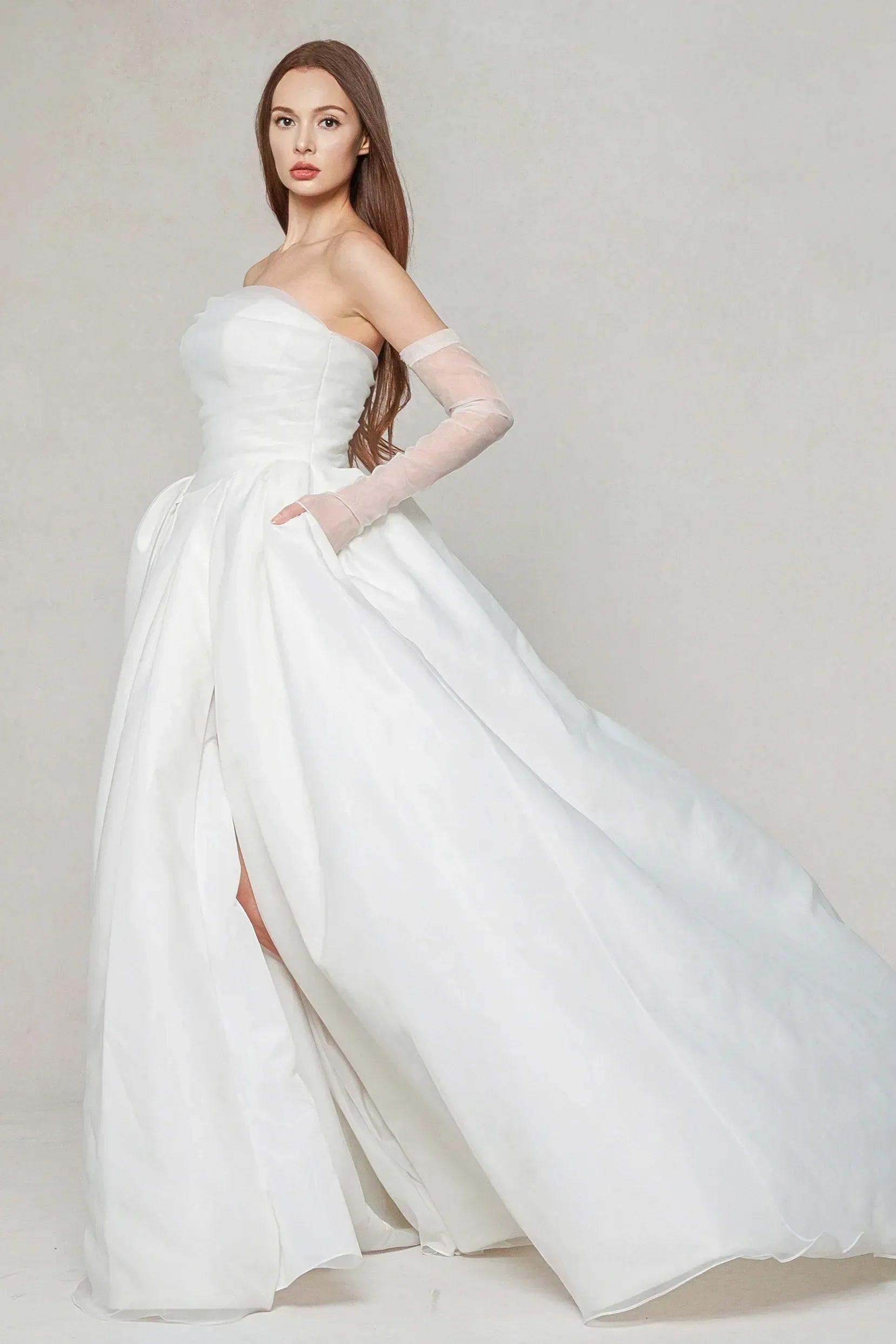 Ball Gown Chapel Train Organza Wedding Dress CW3591