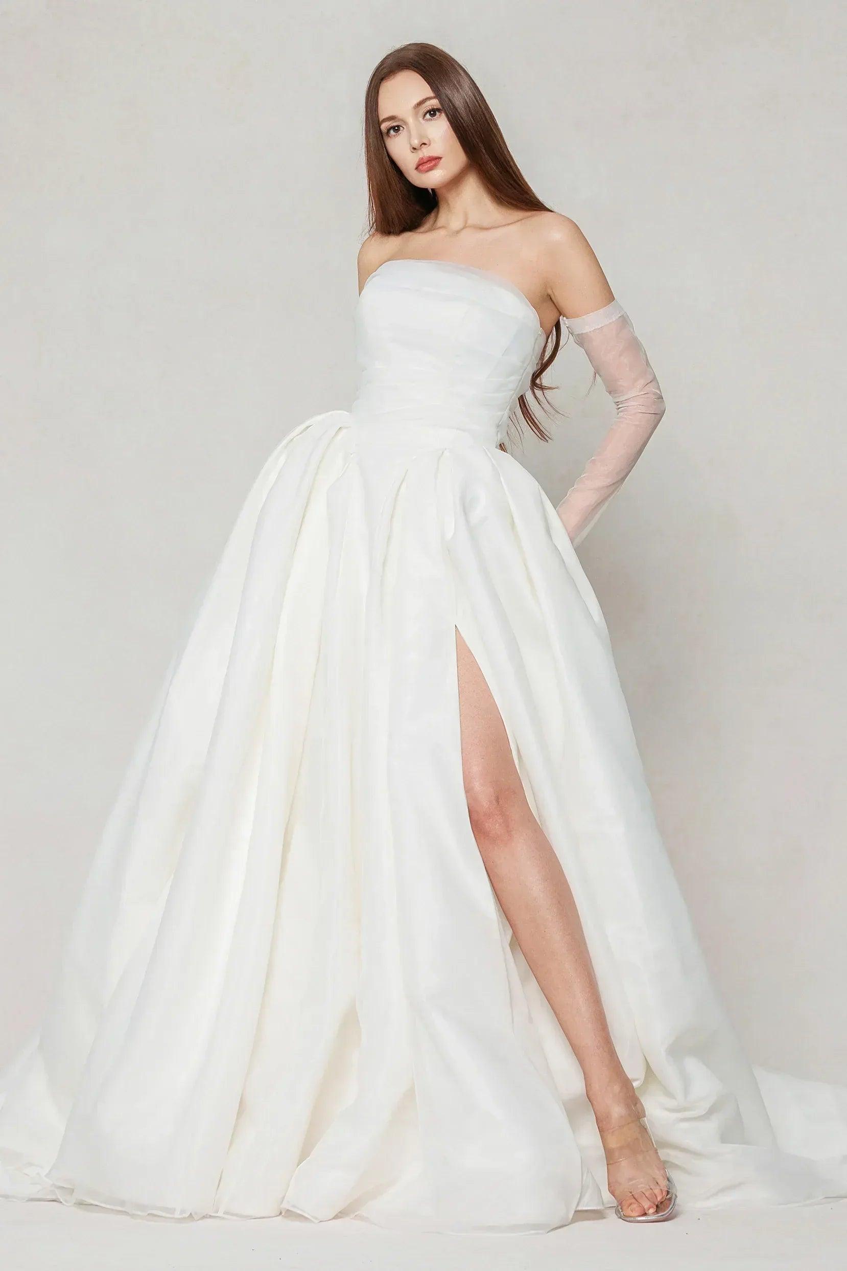 Ball Gown Chapel Train Organza Wedding Dress CW3591