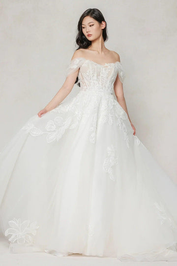 A-Line Court Train Tulle Wedding Dress CW3614