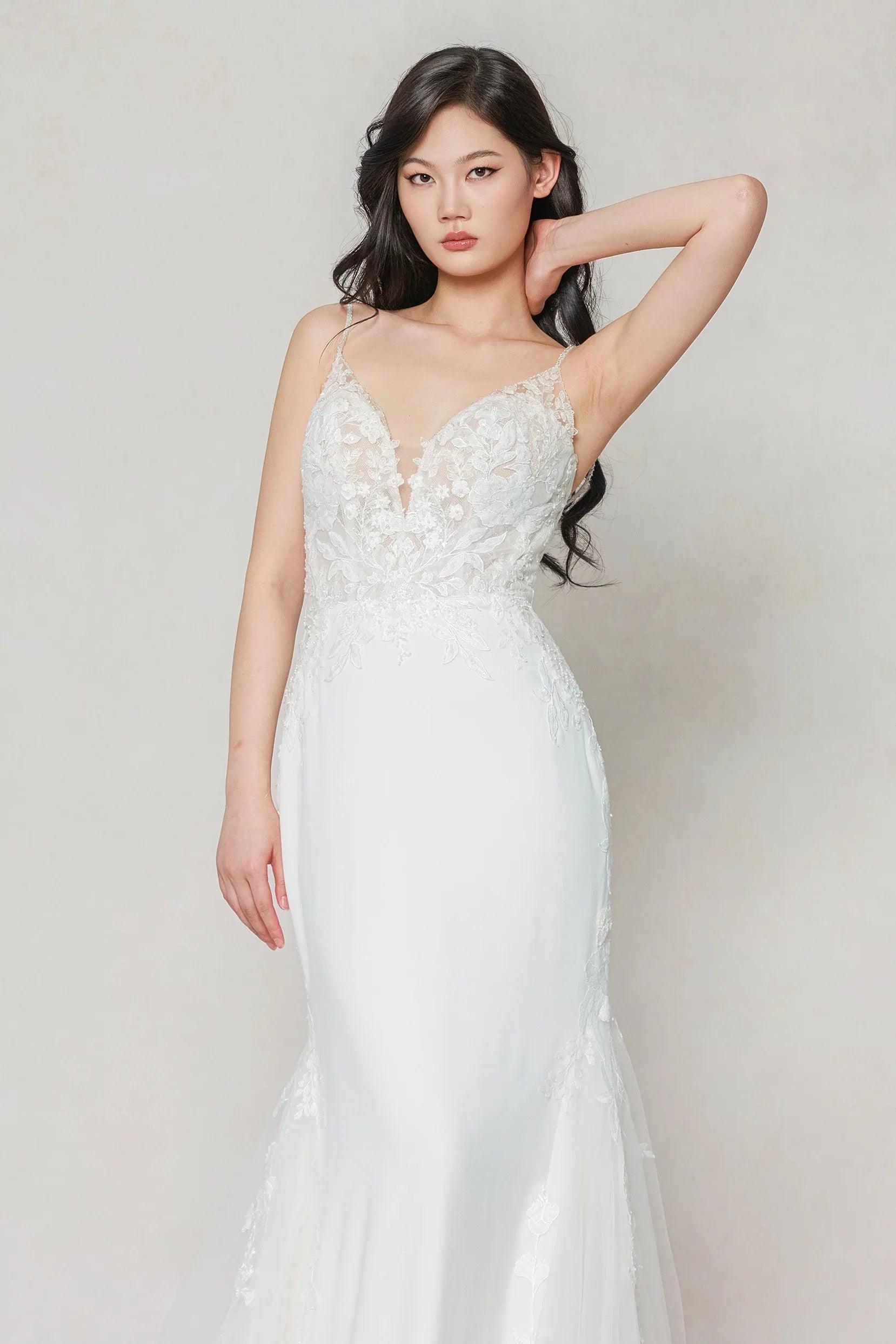 Trumpet-Mermaid Court Train Stretch Satin Wedding Dress CW3616
