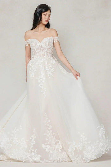 A-Line Sweep-Brush Train Tulle Wedding Dress CW3618