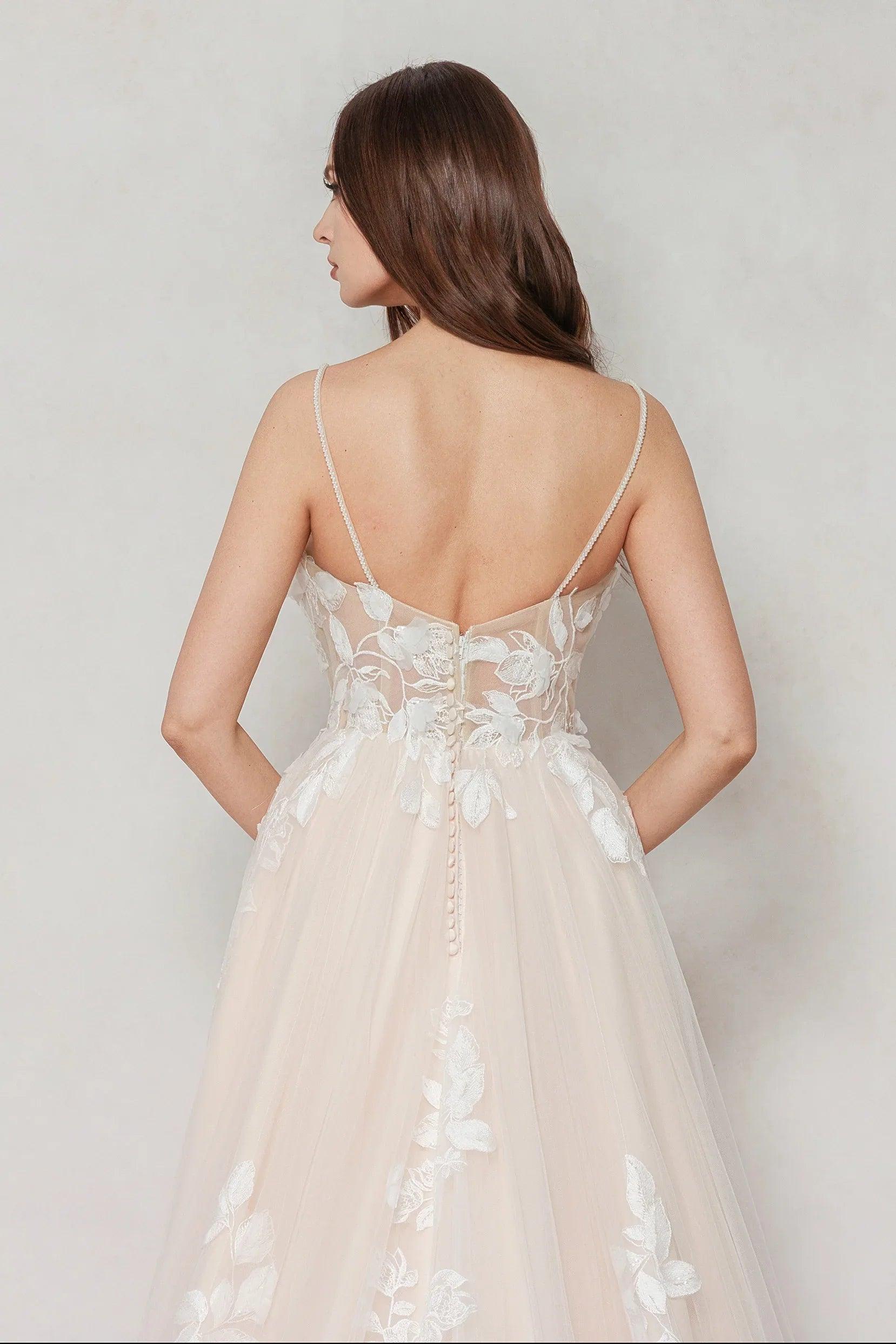 A-Line Sweep-Brush Train Tulle Wedding Dress CW3627