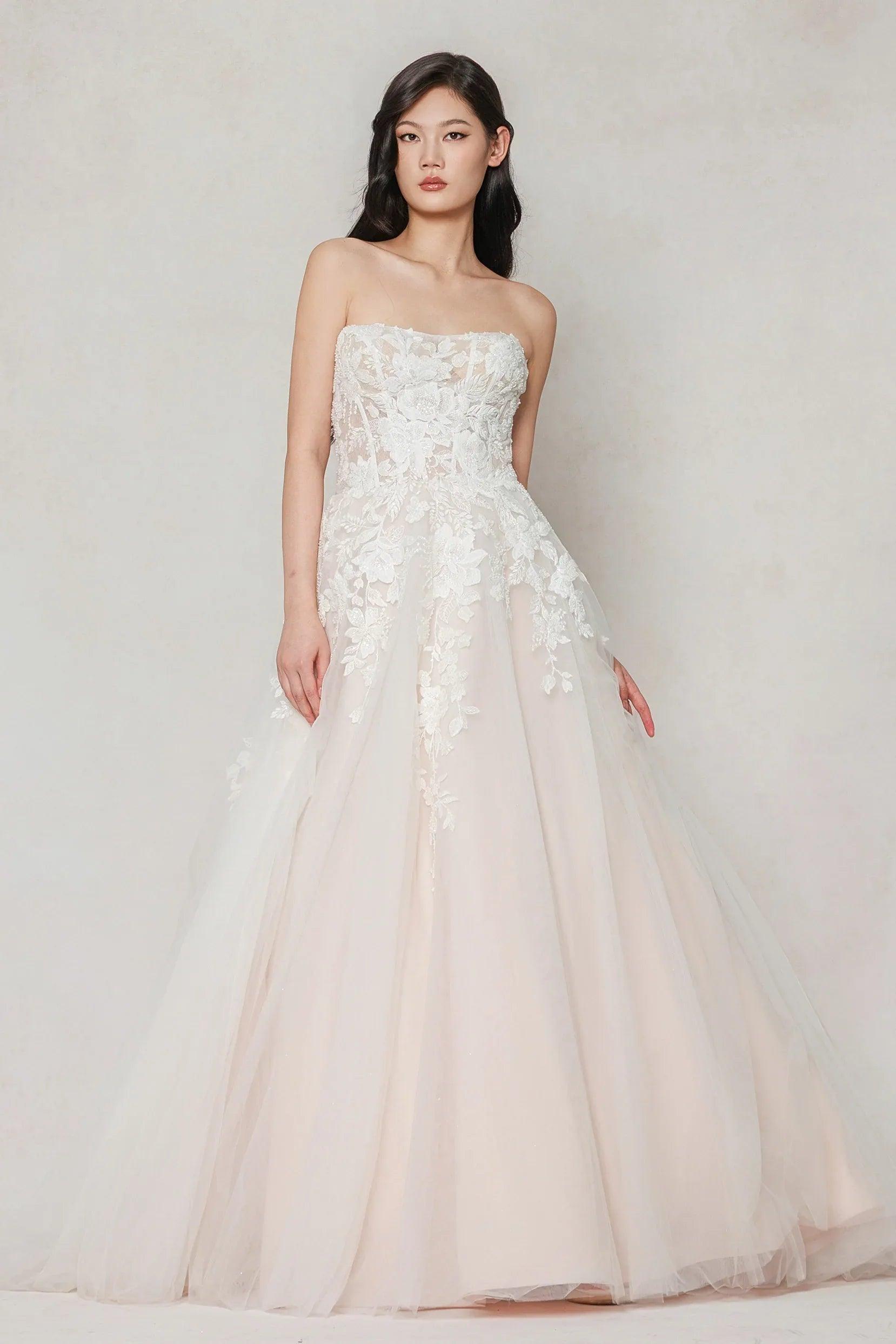 A-Line Sweep-Brush Train Tulle Wedding Dress CW3628