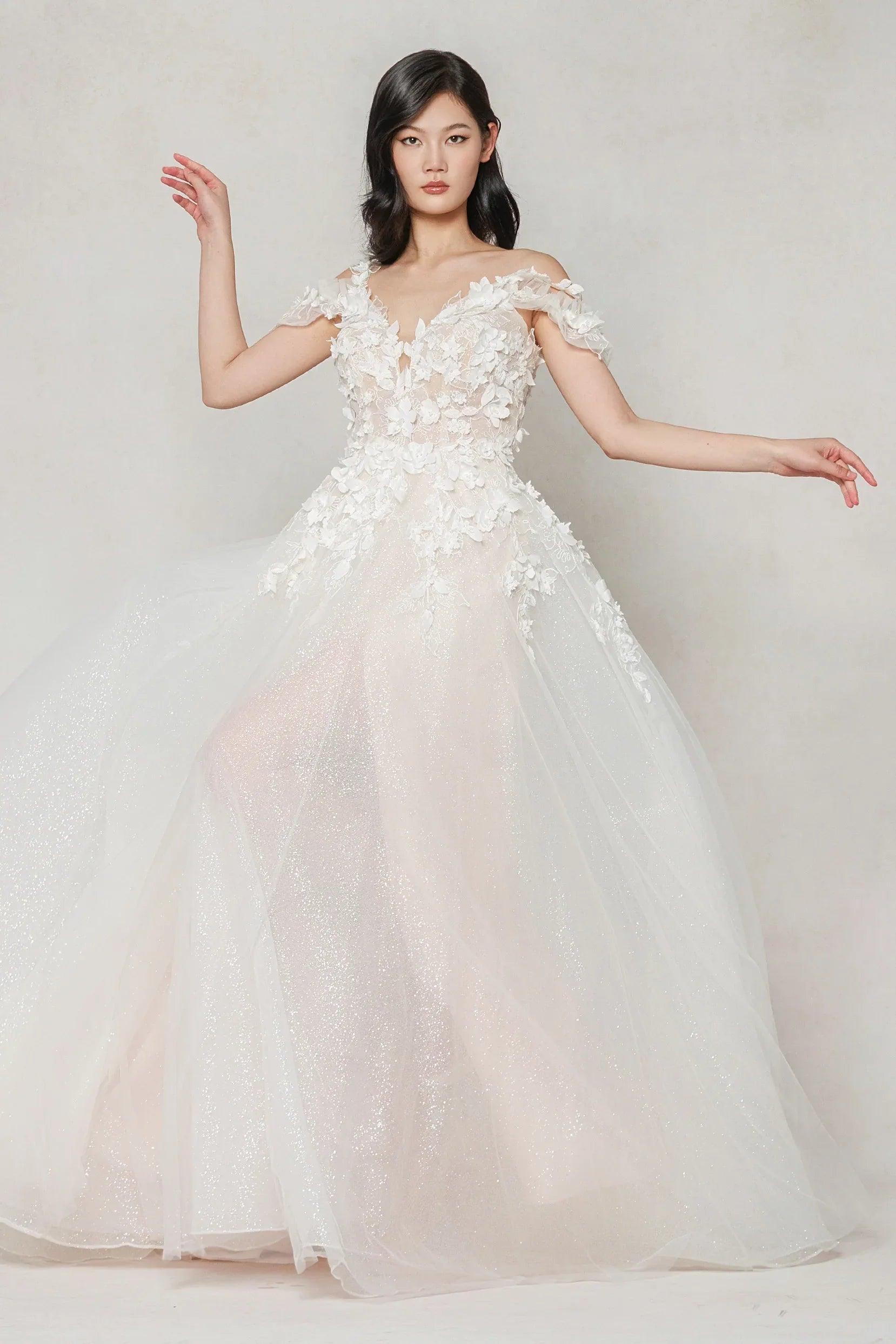 A-Line Sweep-Brush Train Tulle Wedding Dress CW3630