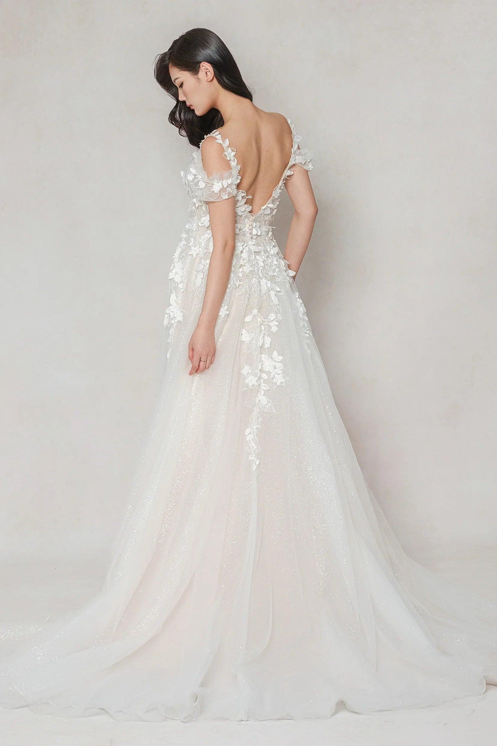 A-Line Sweep-Brush Train Tulle Wedding Dress CW3630