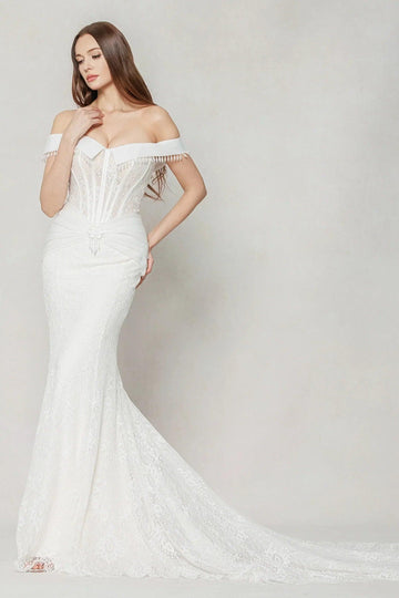 Trumpet-Mermaid Court Train Lace Wedding Dress CW3637