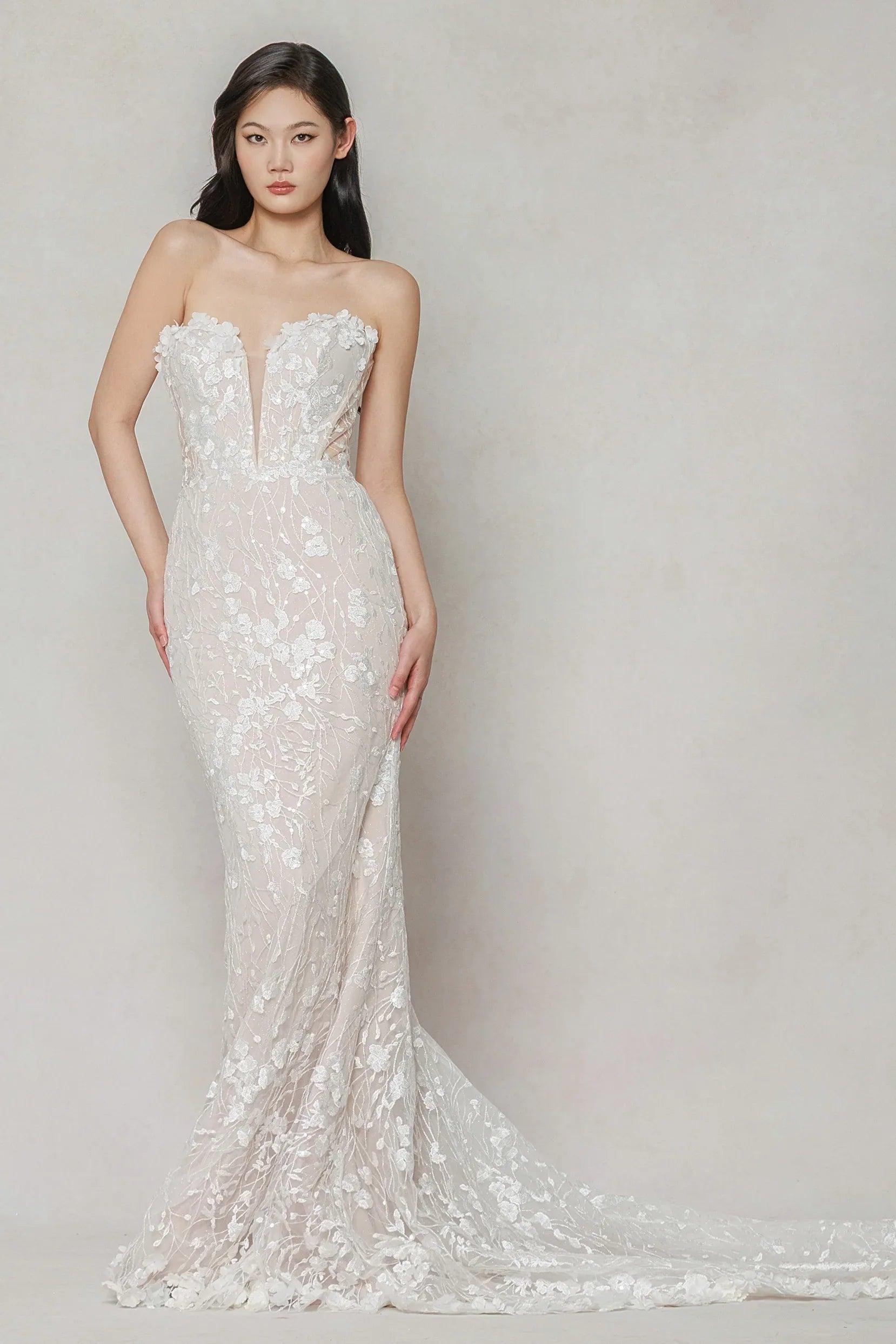 Trumpet-Mermaid Court Train Lace Wedding Dress CW3643